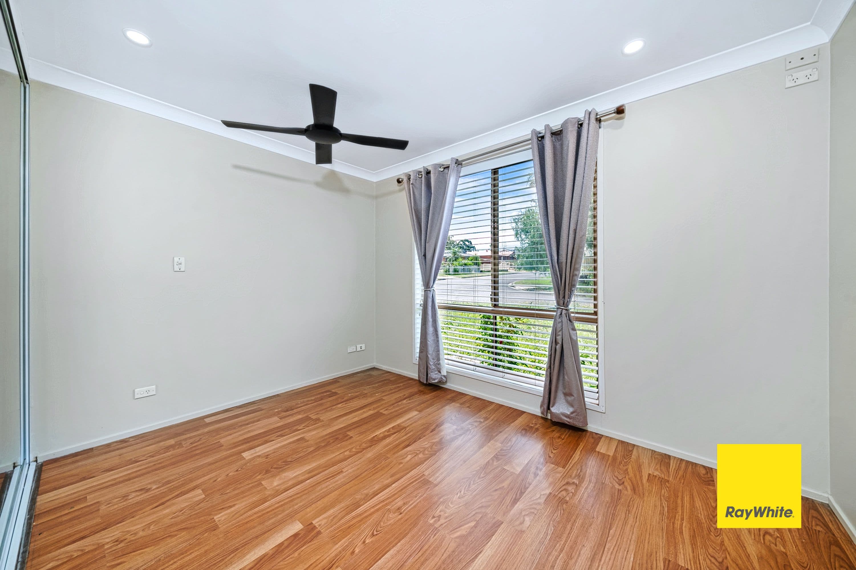 2 Baxter Crescent, Glendenning NSW 2761, Glendenning - Thumbnail 4