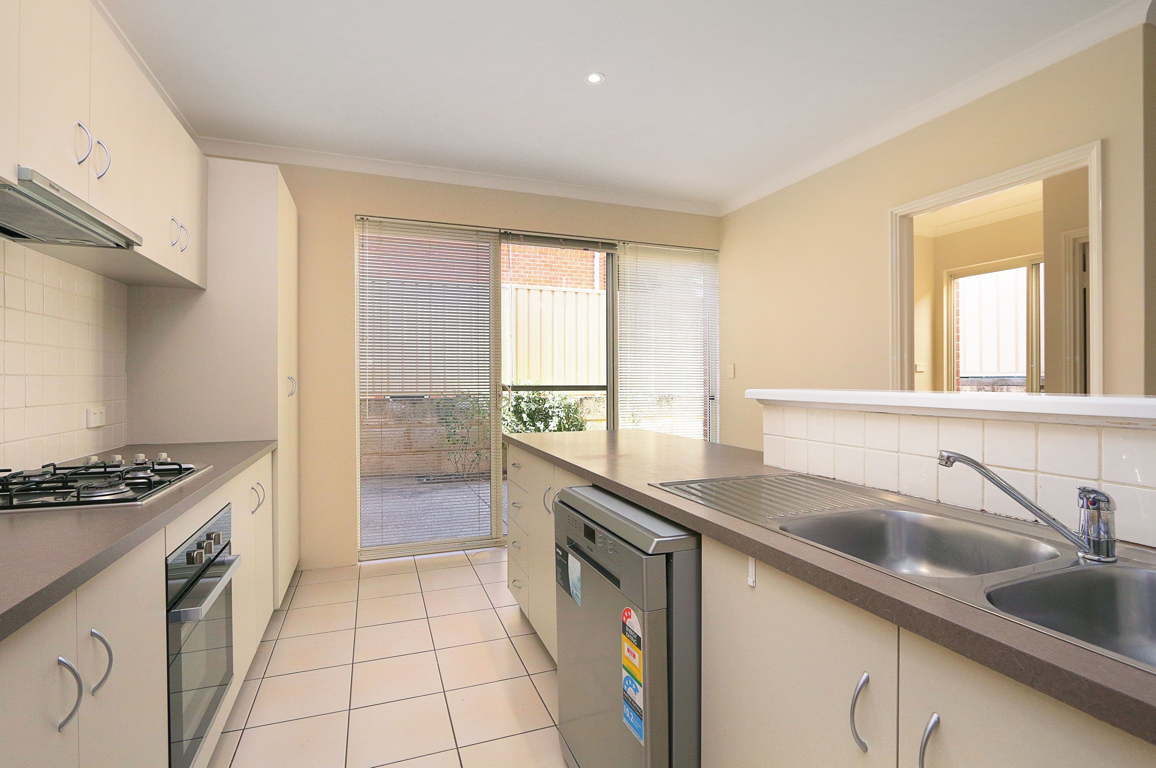 5/18-20 Point Walter Road, Bicton WA 6157, Bicton - Thumbnail 5