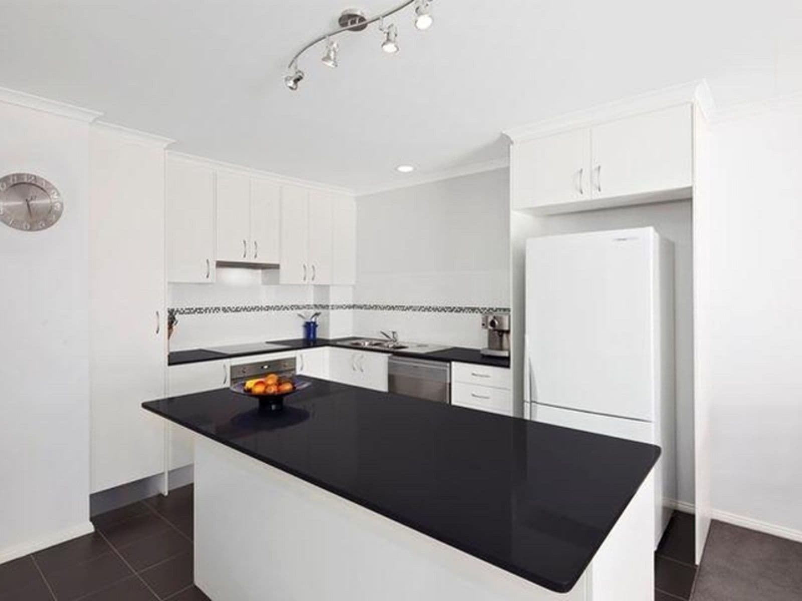 6/30 Cunningham Street, Kingston ACT 2604, Kingston - Image 1