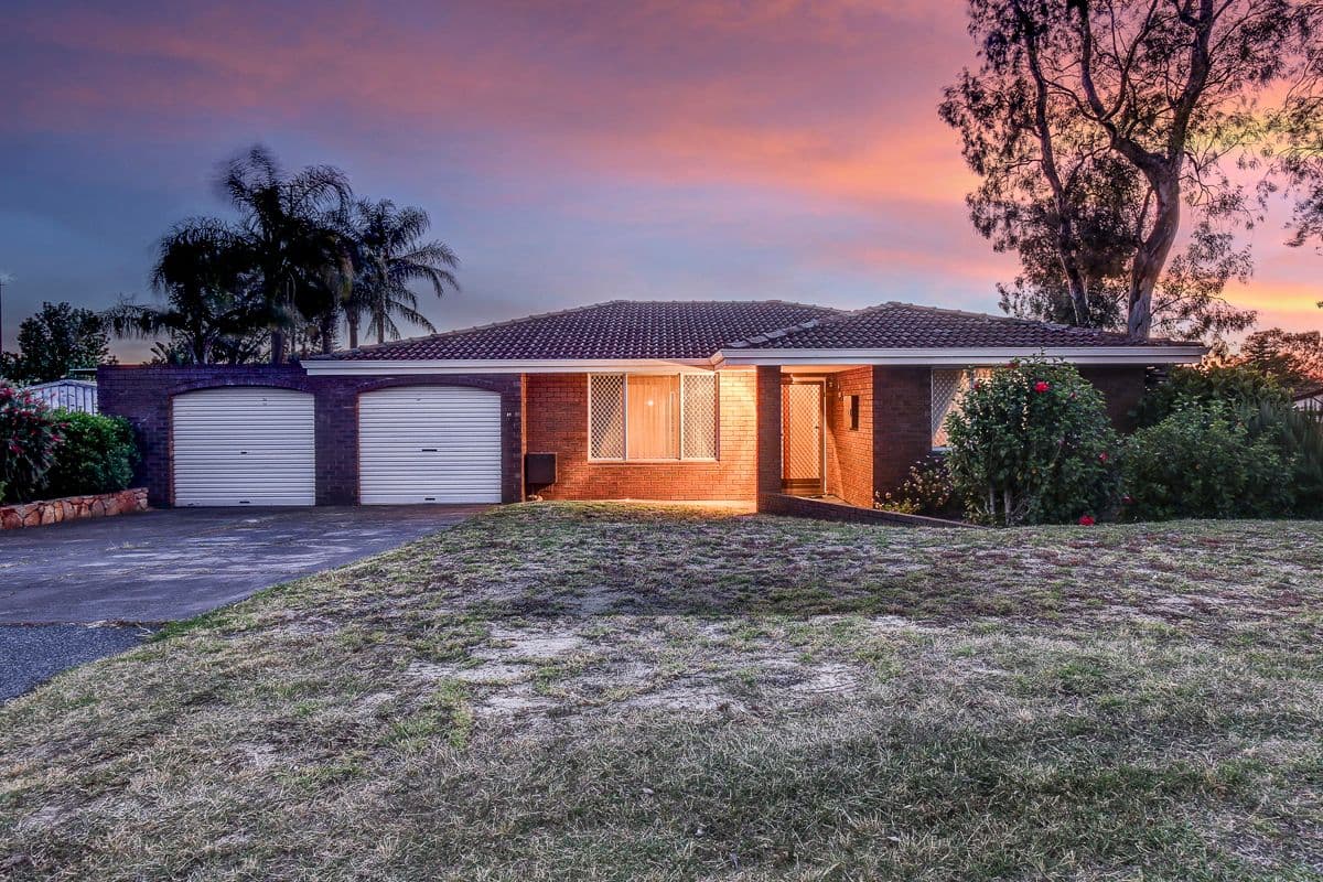 27 Blackadder Road, Swan View WA 6056, Swan View - Image 1
