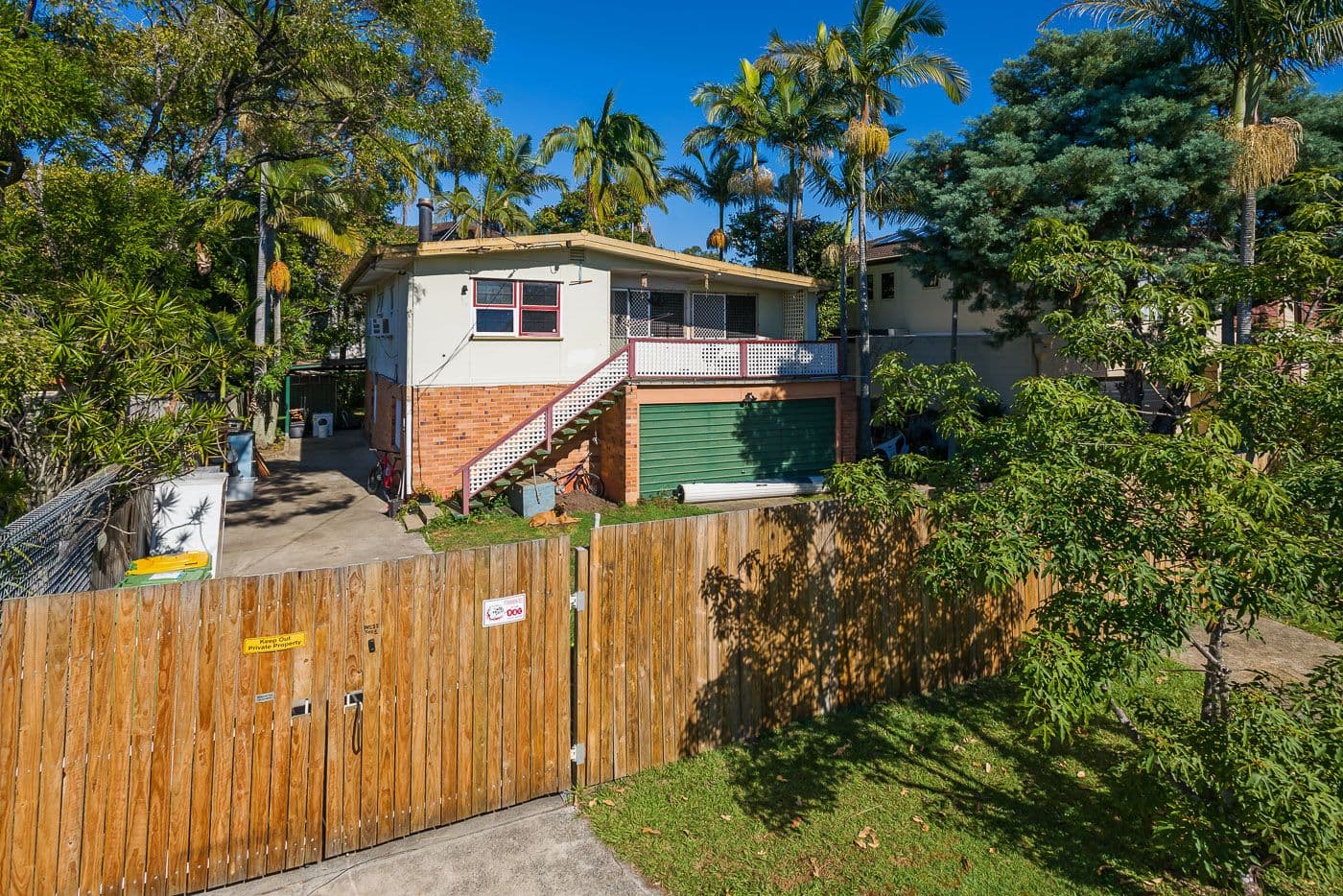 6 Cawthray Street, Biggera Waters QLD 4216, Biggera Waters - Thumbnail 2