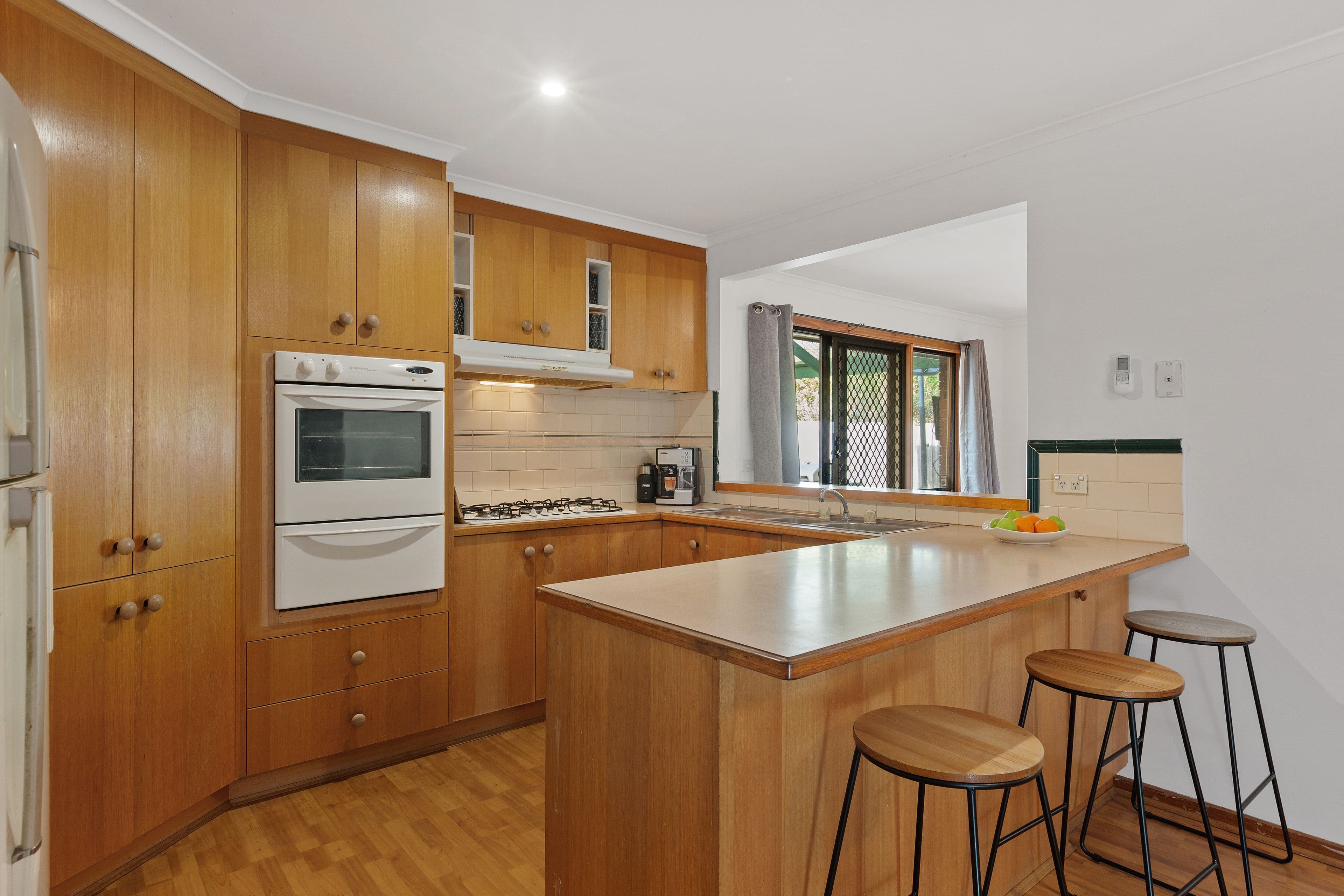 6 Treherne Court, Carrum Downs VIC 3201, Carrum Downs - Thumbnail 2