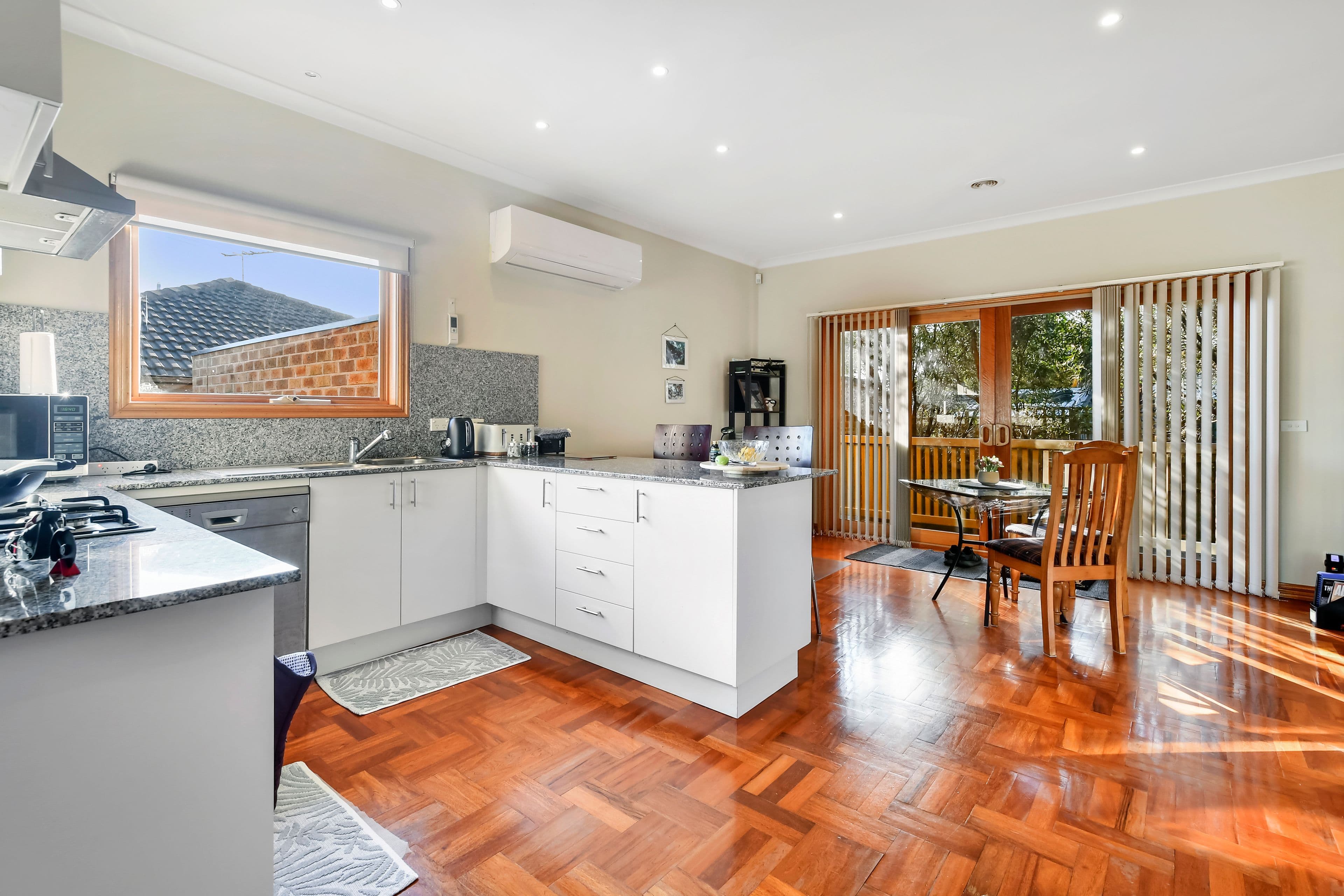 8 Ithaca Road, Frankston South VIC 3199, Frankston South - Thumbnail 7