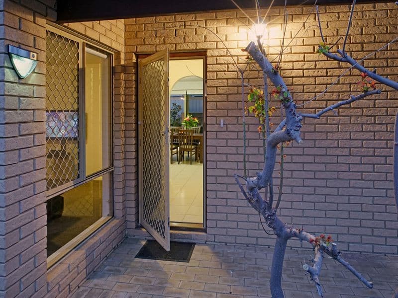 64 Wandarrie Avenue, Yokine WA 6060, Yokine - Thumbnail 2