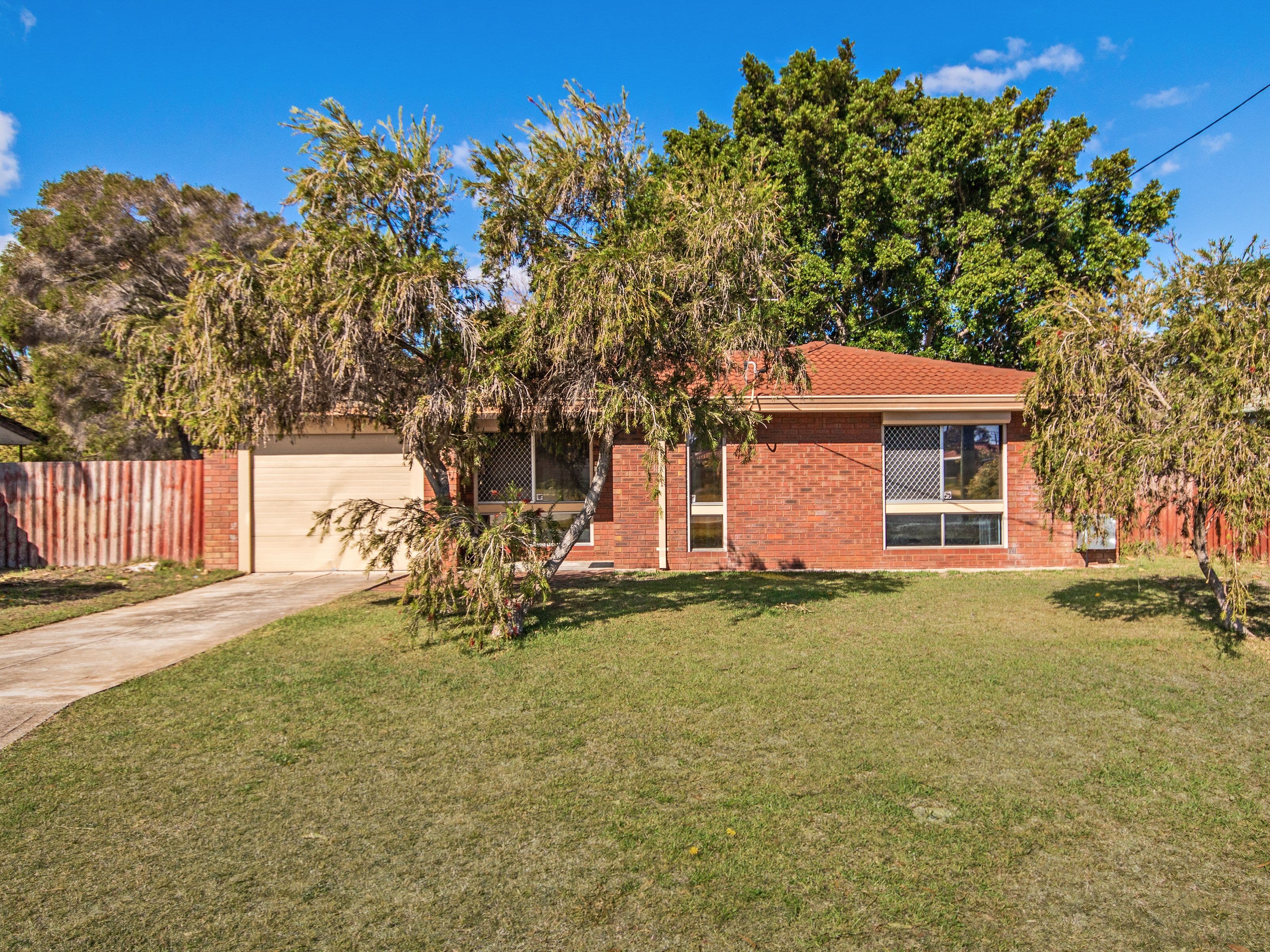 20 Willmott Drive, Cooloongup WA 6168, Cooloongup - Image 1