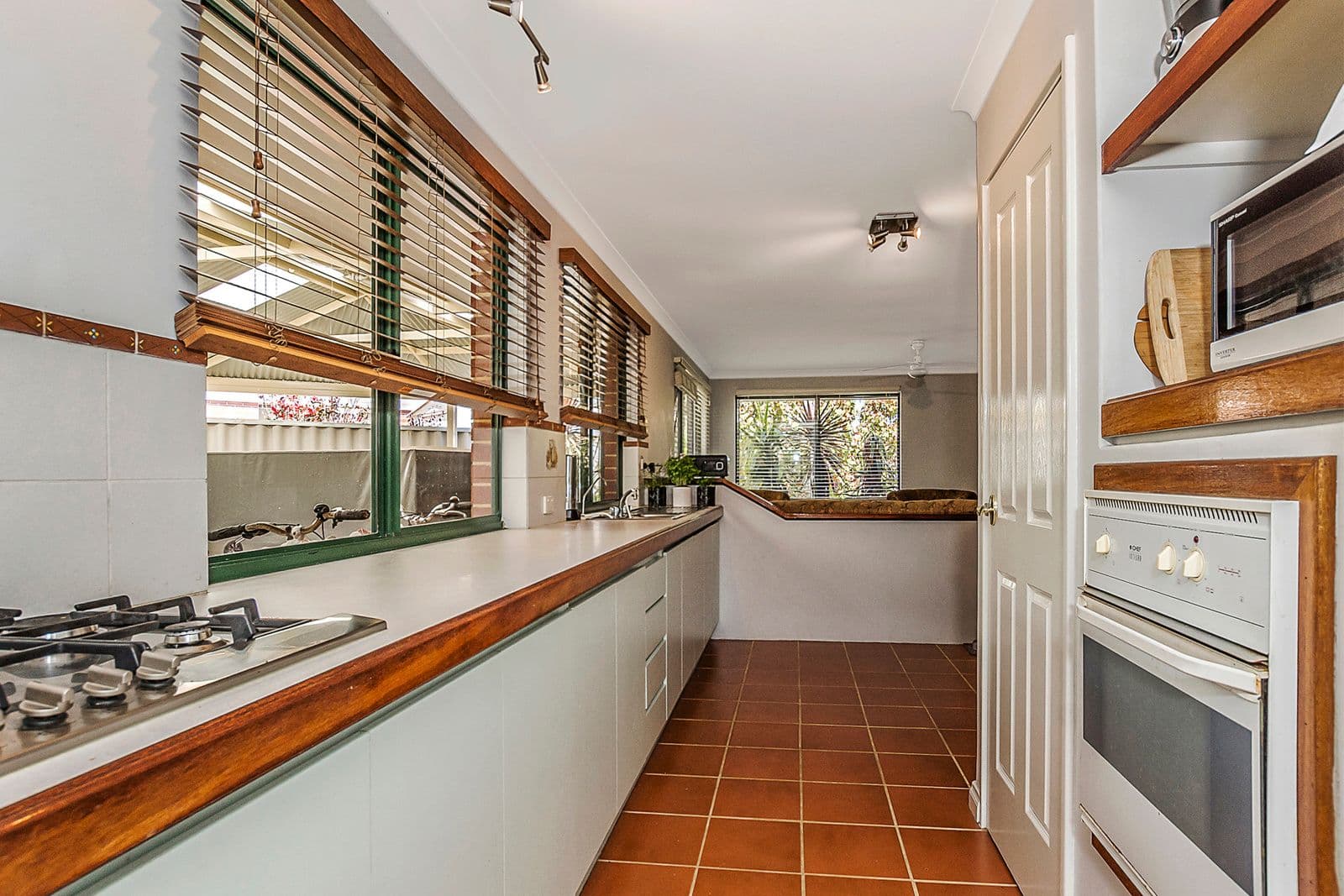12 Piombino View, Secret Harbour WA 6173, Secret Harbour - Thumbnail 6