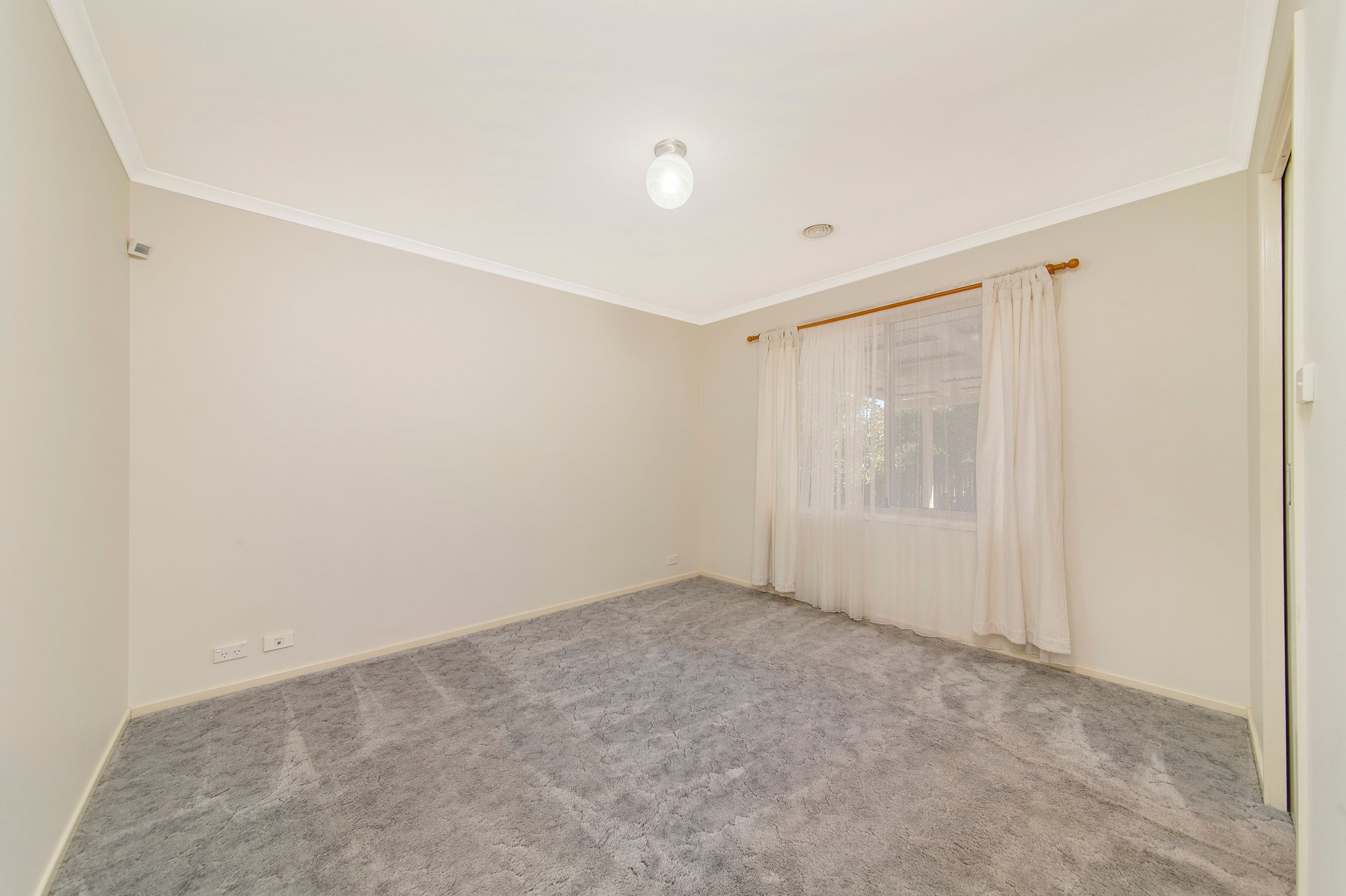 10 Cecil Place, Dunlop ACT 2615, Dunlop - Thumbnail 7