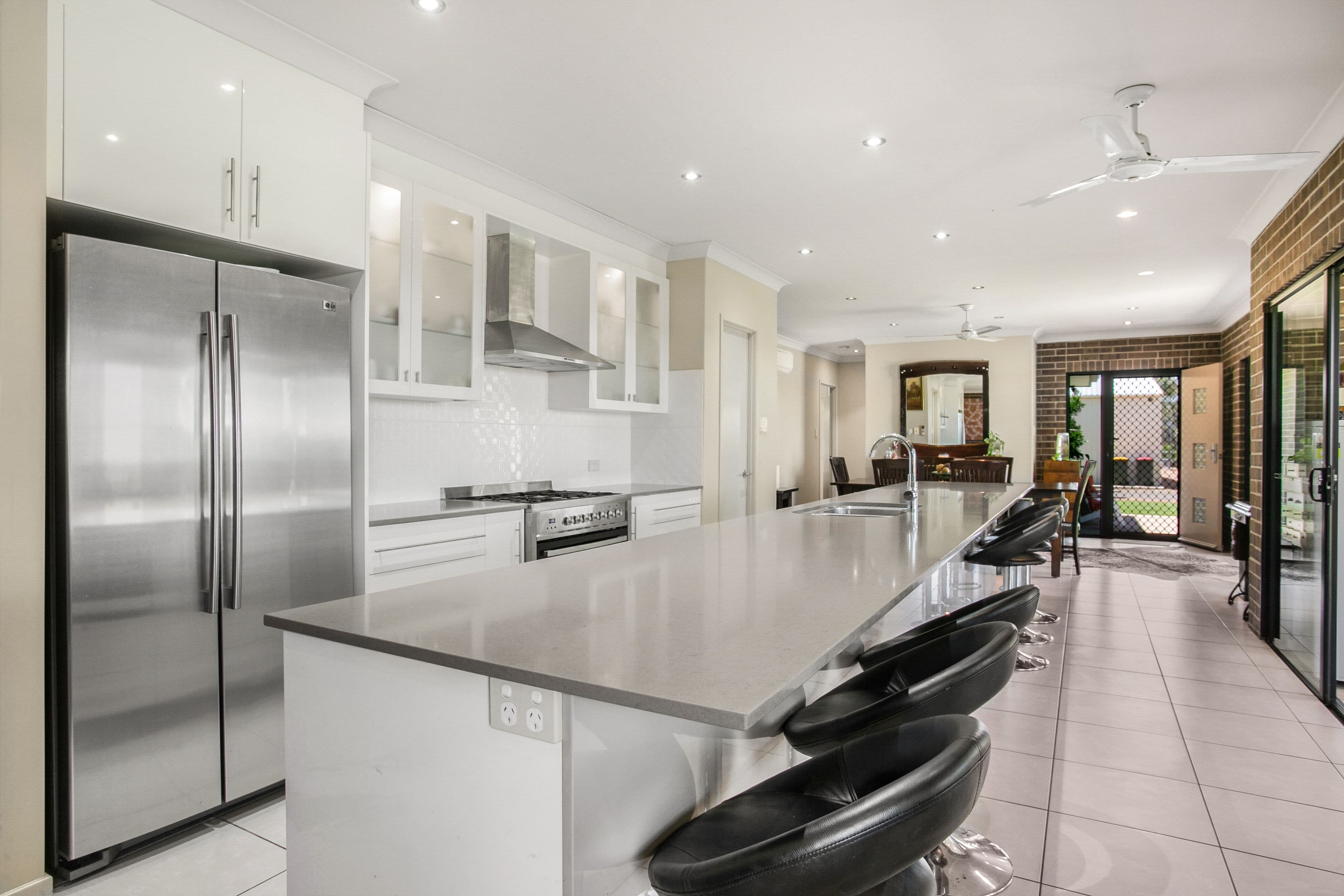91 Hibernia Road, Capella QLD 4723, Capella - Thumbnail 3