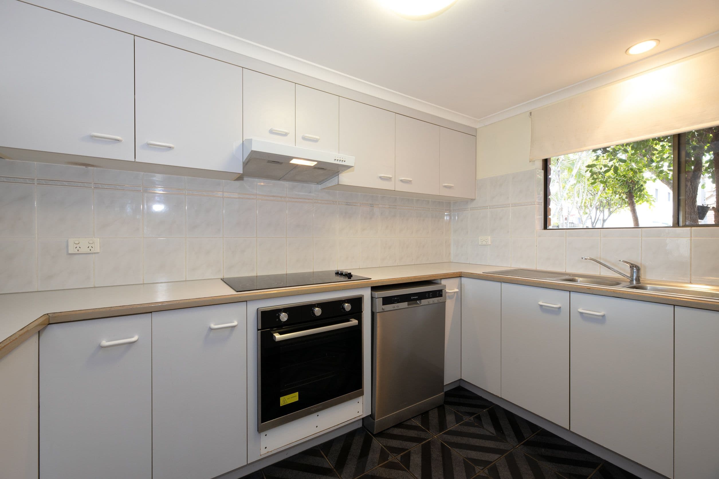 81 Sylvan Beach Esplanade, Bellara QLD 4507, Bellara - Thumbnail 8