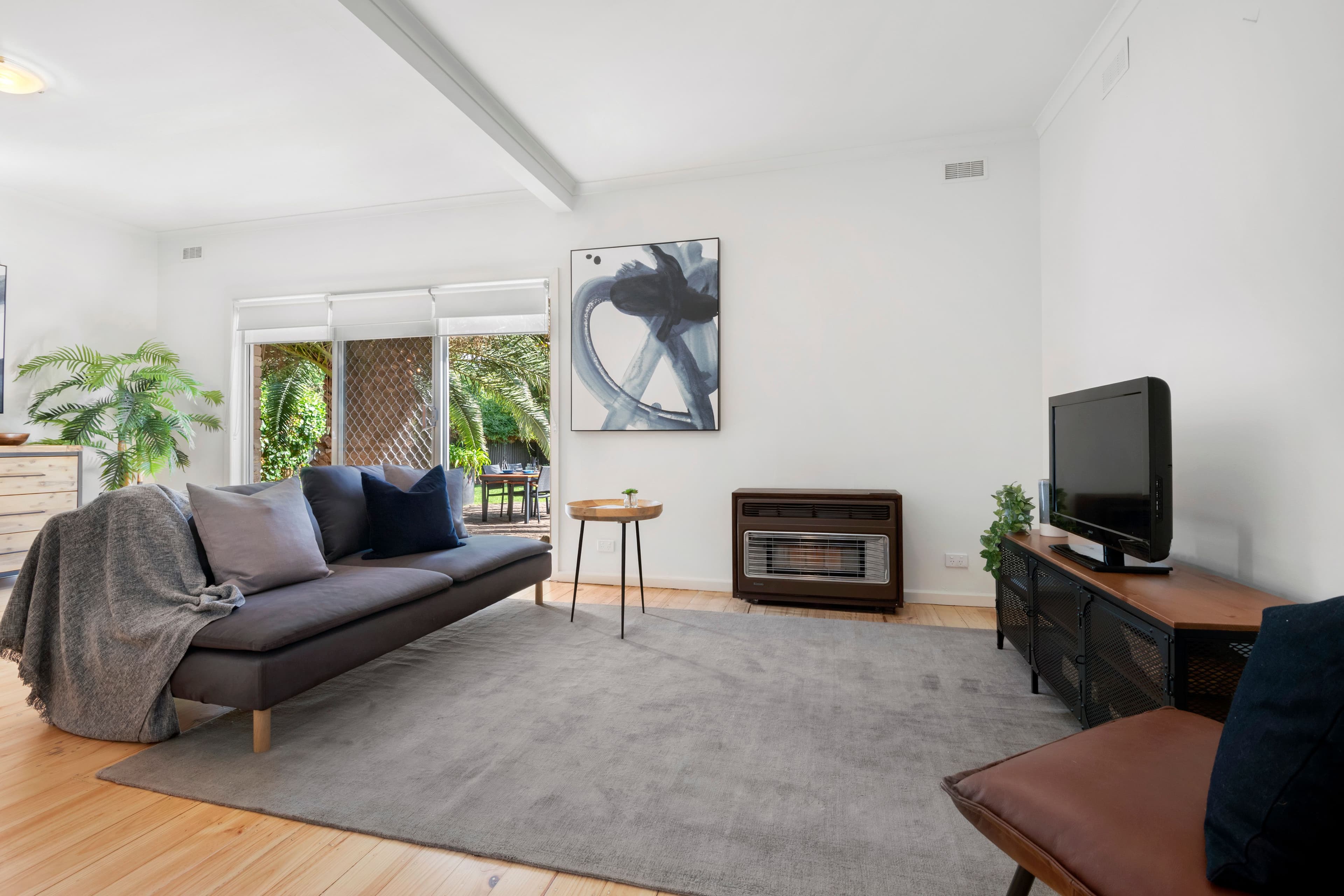 44 Coprosma Avenue, Frankston VIC 3199, Frankston - Thumbnail 2