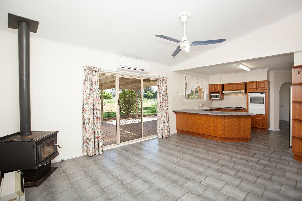 50 Eriksson Lane, Taree NSW 2430, Taree - Thumbnail 5