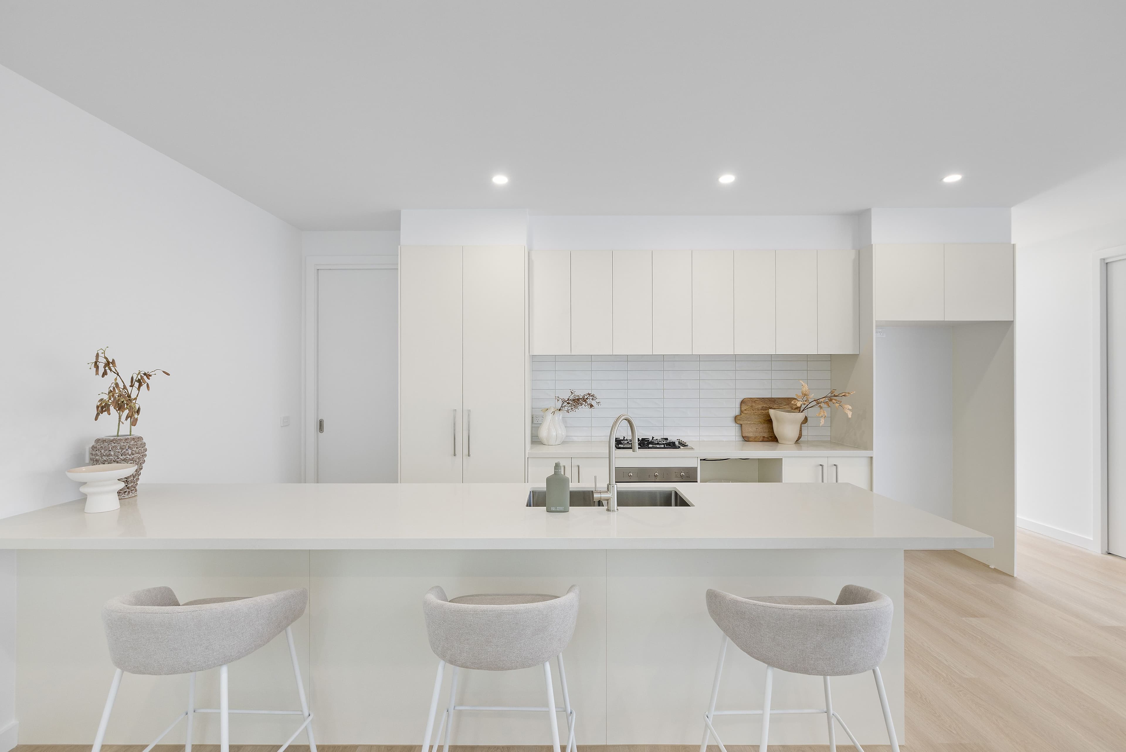 23 Molesworth Street, Seaford VIC 3198, Seaford - Thumbnail 3