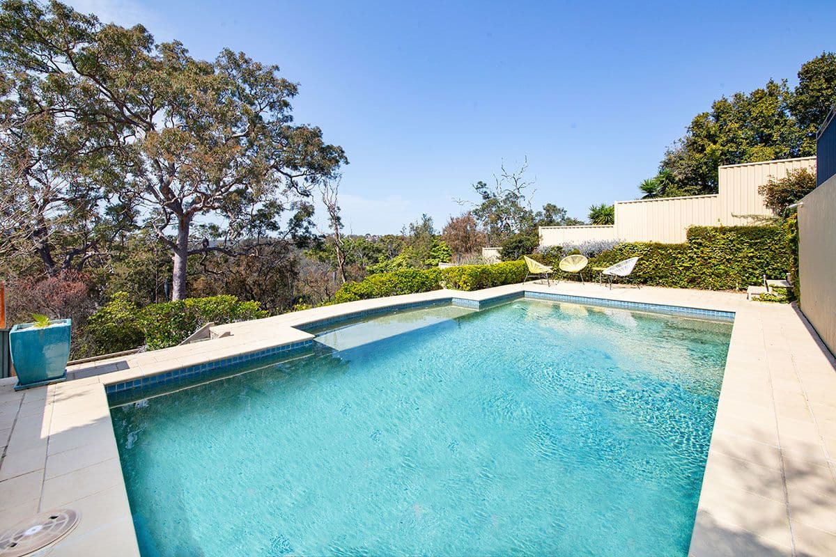 4 Doyle Street, Barden Ridge - Image 1