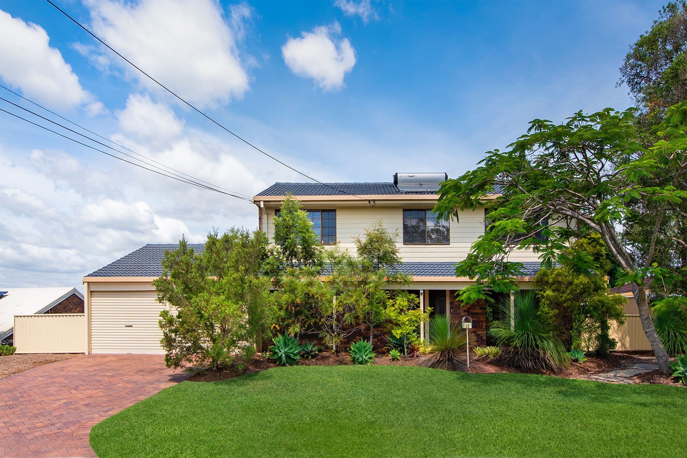 33 Cowra Street, Tanah Merah QLD 4128, Tanah Merah - Thumbnail 2