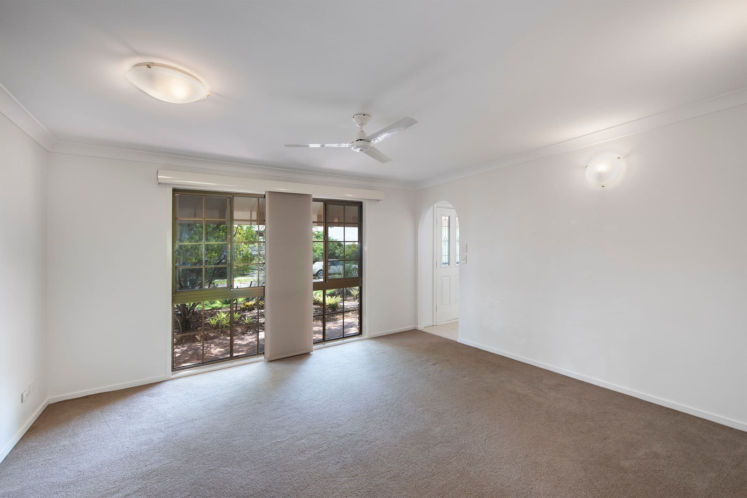 33 Cowra Street, Tanah Merah QLD 4128, Tanah Merah - Thumbnail 8