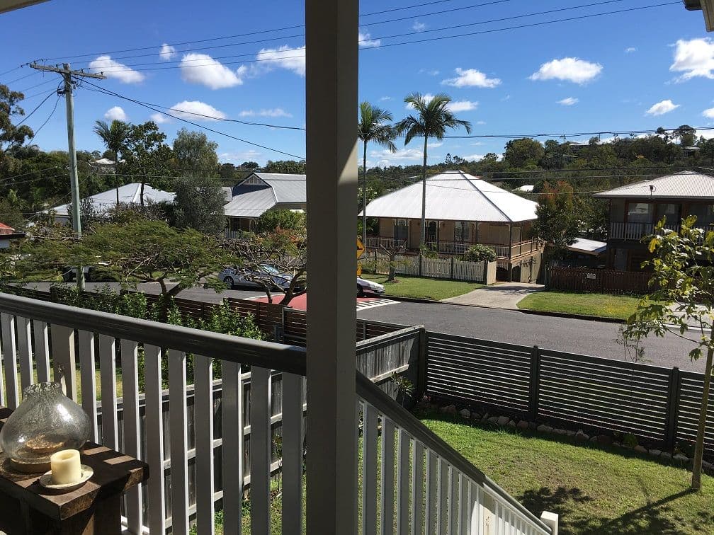 61 THYNNE Avenue, Norman Park QLD 4170, Norman Park - Thumbnail 2