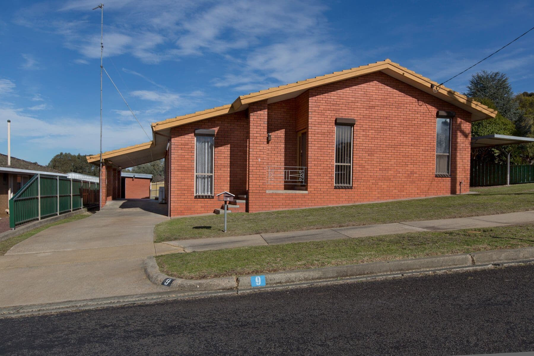 9 Priestley Crescent, Seymour VIC 3660, Seymour - Image 1