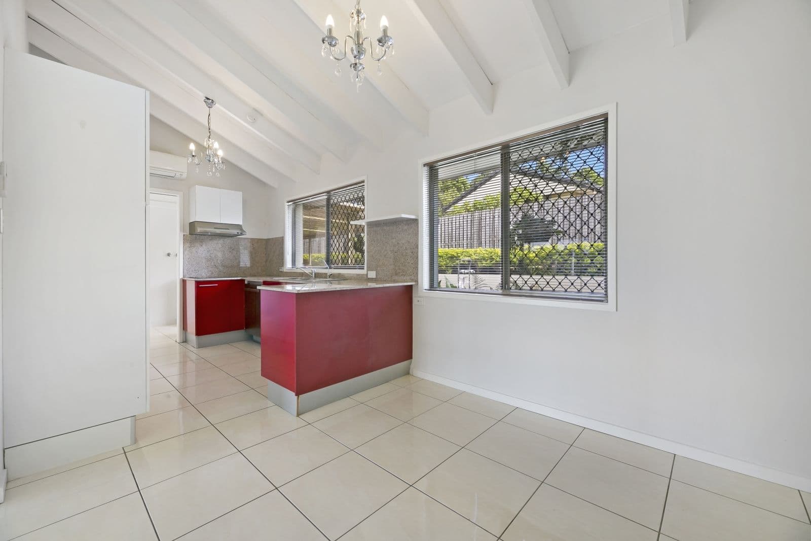 2 Koonan Court, Ashmore QLD 4214, Ashmore - Thumbnail 5