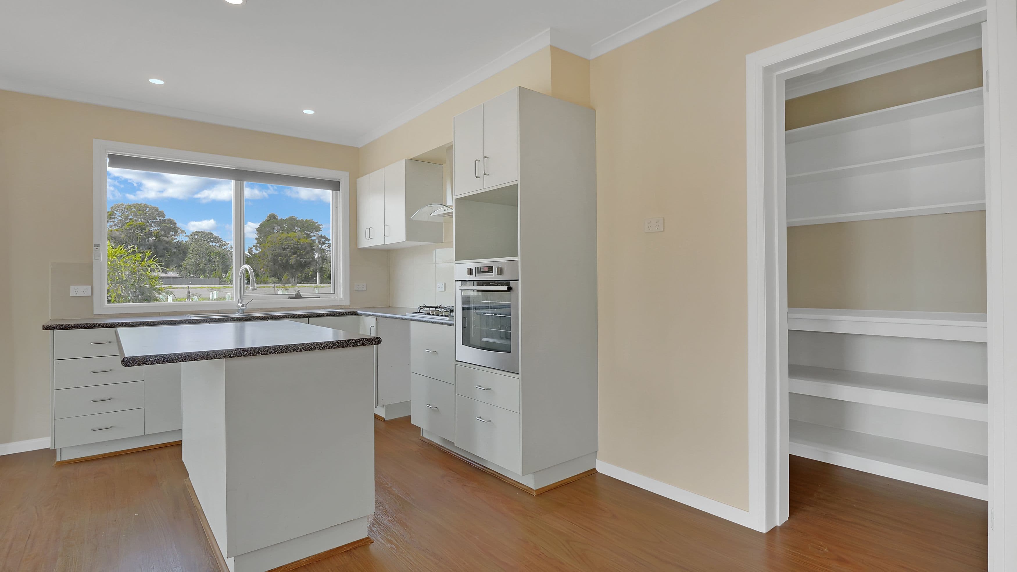 3 Hughes Street, Avenel VIC 3664, Avenel - Thumbnail 8