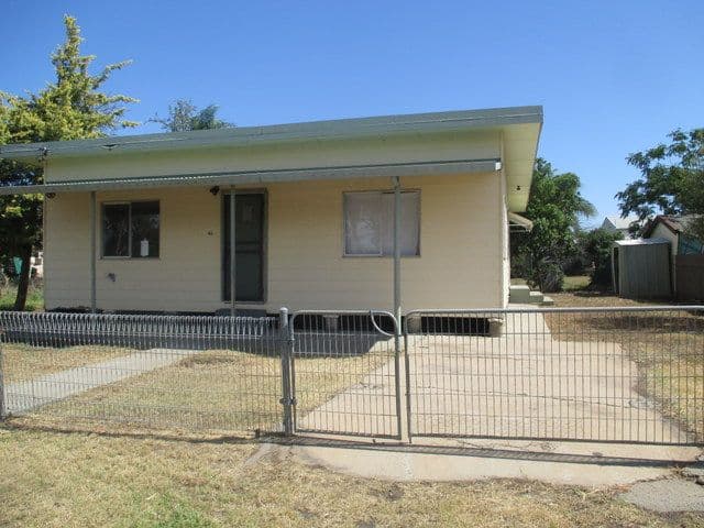 46 Tooloon Street, Coonamble - Thumbnail 2