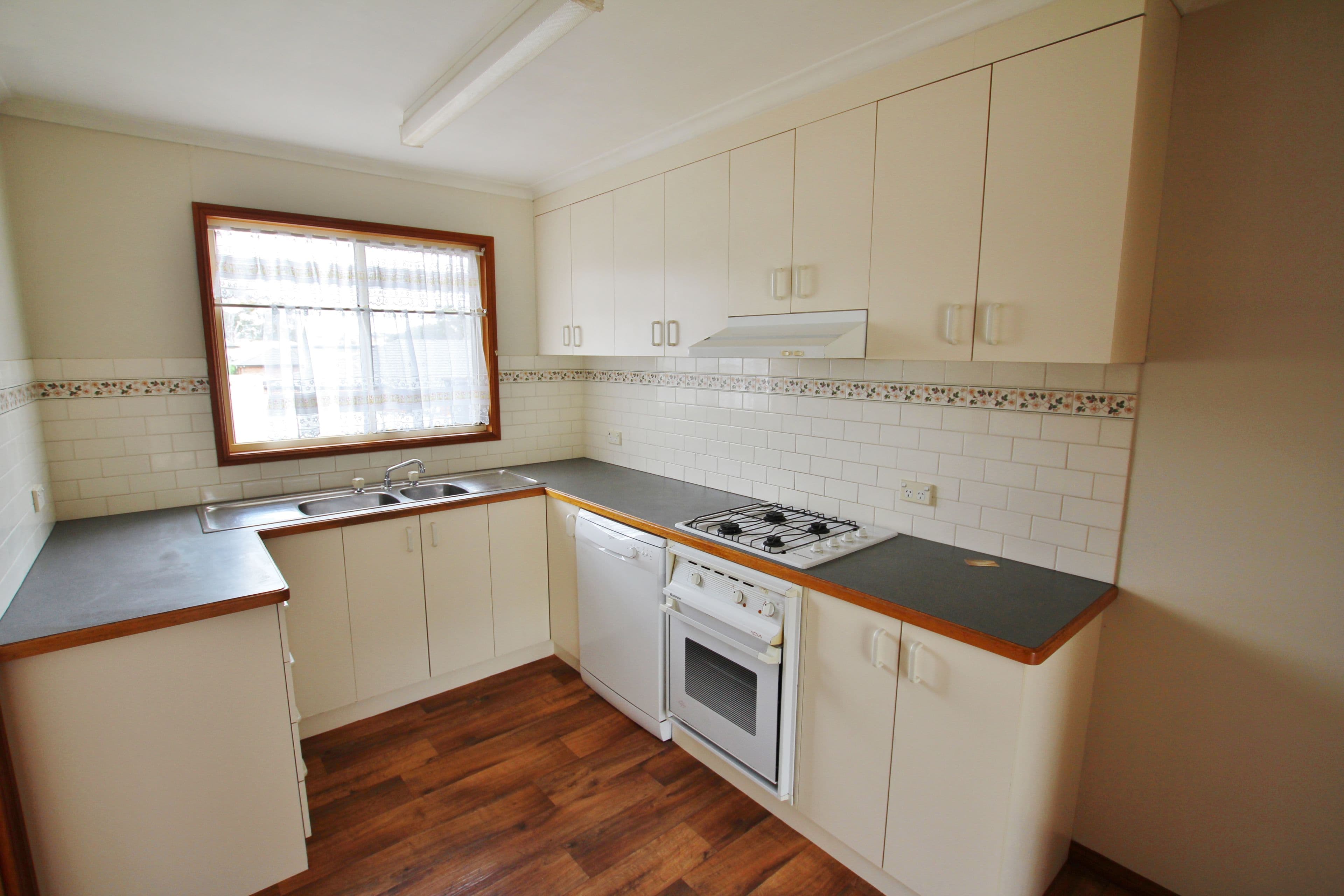 4760 Olympic Highway, Young NSW 2594, Young - Thumbnail 5