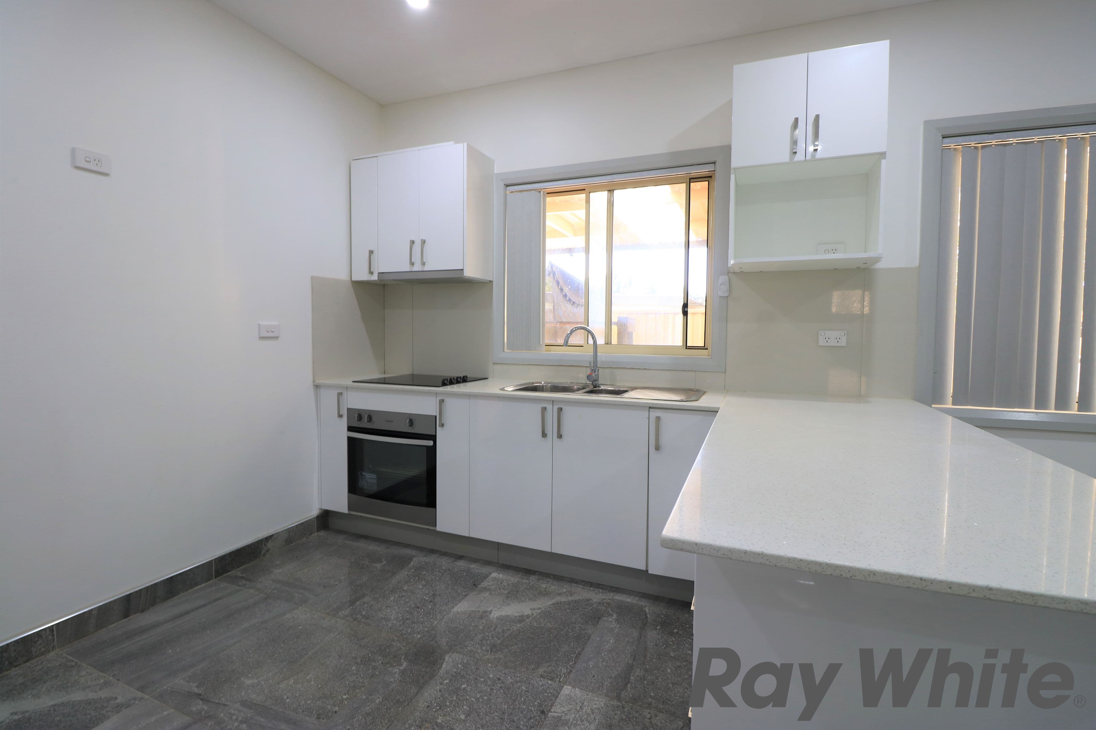 11b Paul Street, Canley Heights NSW 2166, Canley Heights - Thumbnail 3