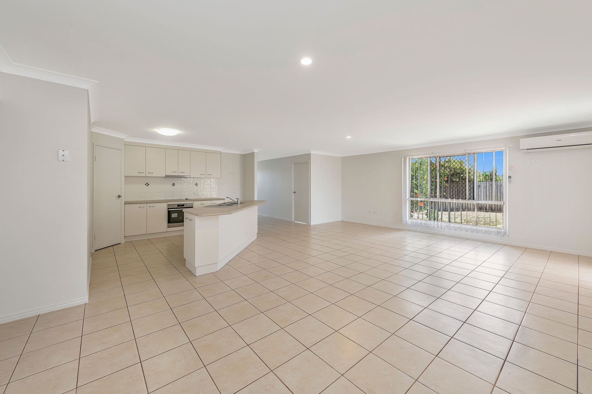 9 Leon Place, Coral Cove QLD 4670, Coral Cove - Thumbnail 7
