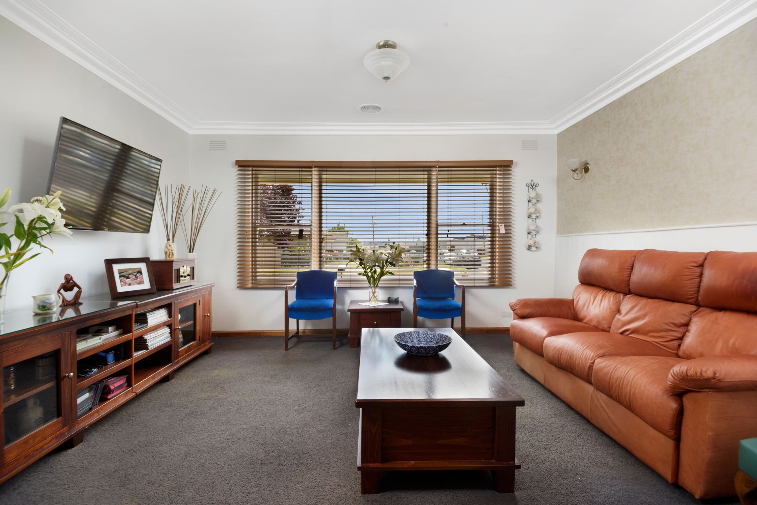 1 Pauls Crescent, Wendouree  Victoria  3355, Australia, Wendouree - Thumbnail 2