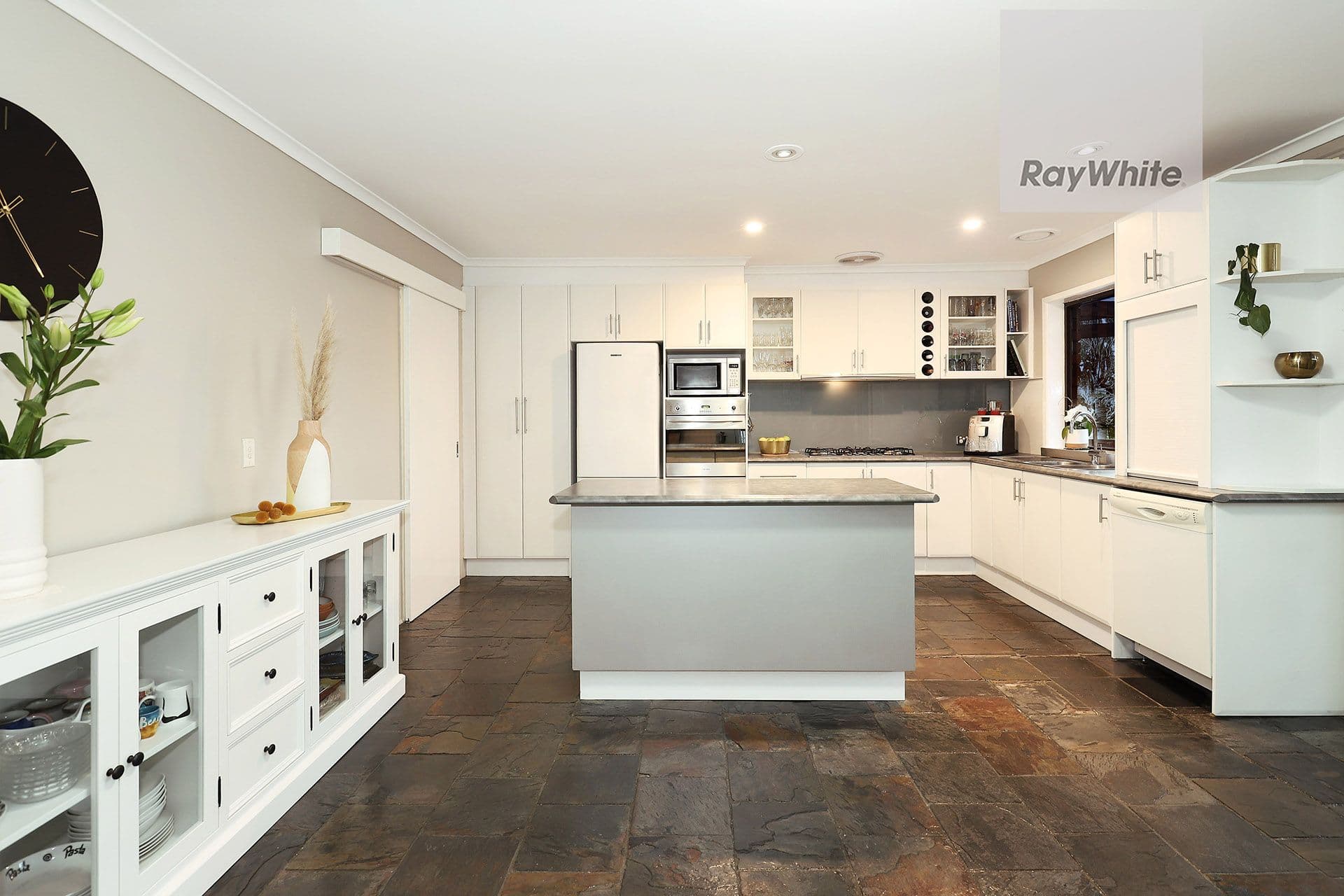 19 Swan Avenue, Westmeadows VIC 3049, Westmeadows - Thumbnail 8