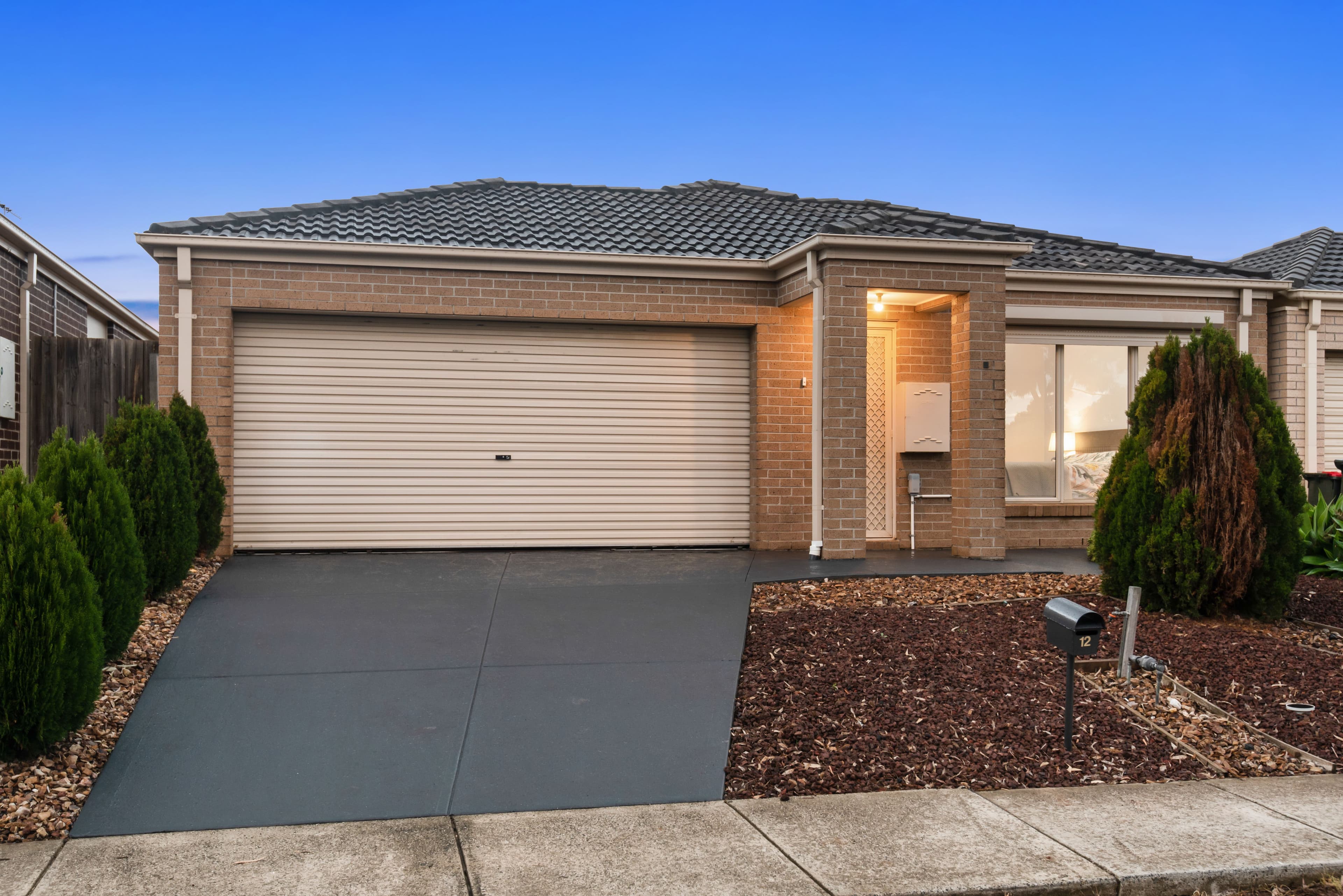 12 Clearwood Drive, Truganina VIC 3029, Truganina - Thumbnail 2