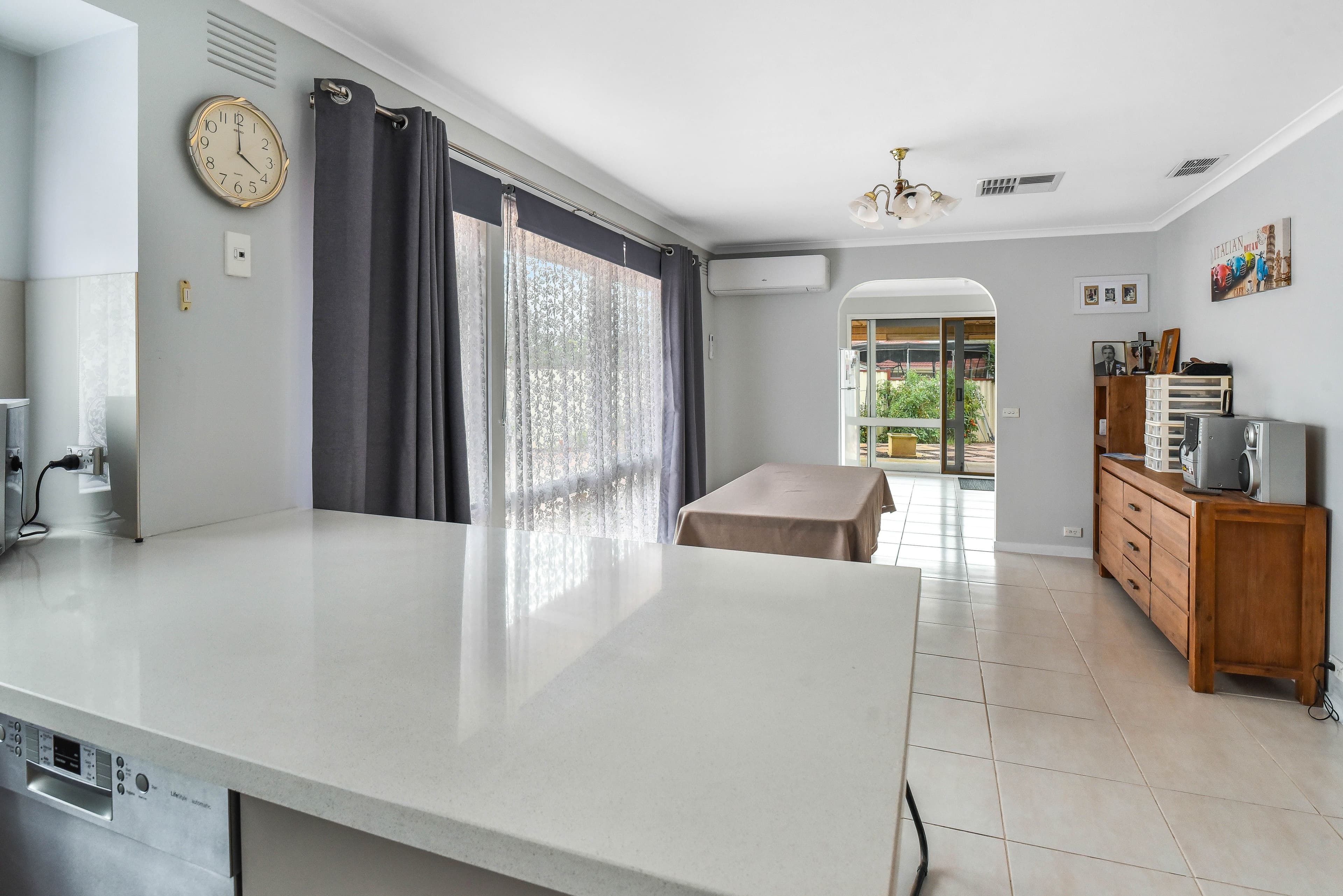 12 Devon Court, Meadow Heights VIC 3048, Meadow Heights - Thumbnail 6
