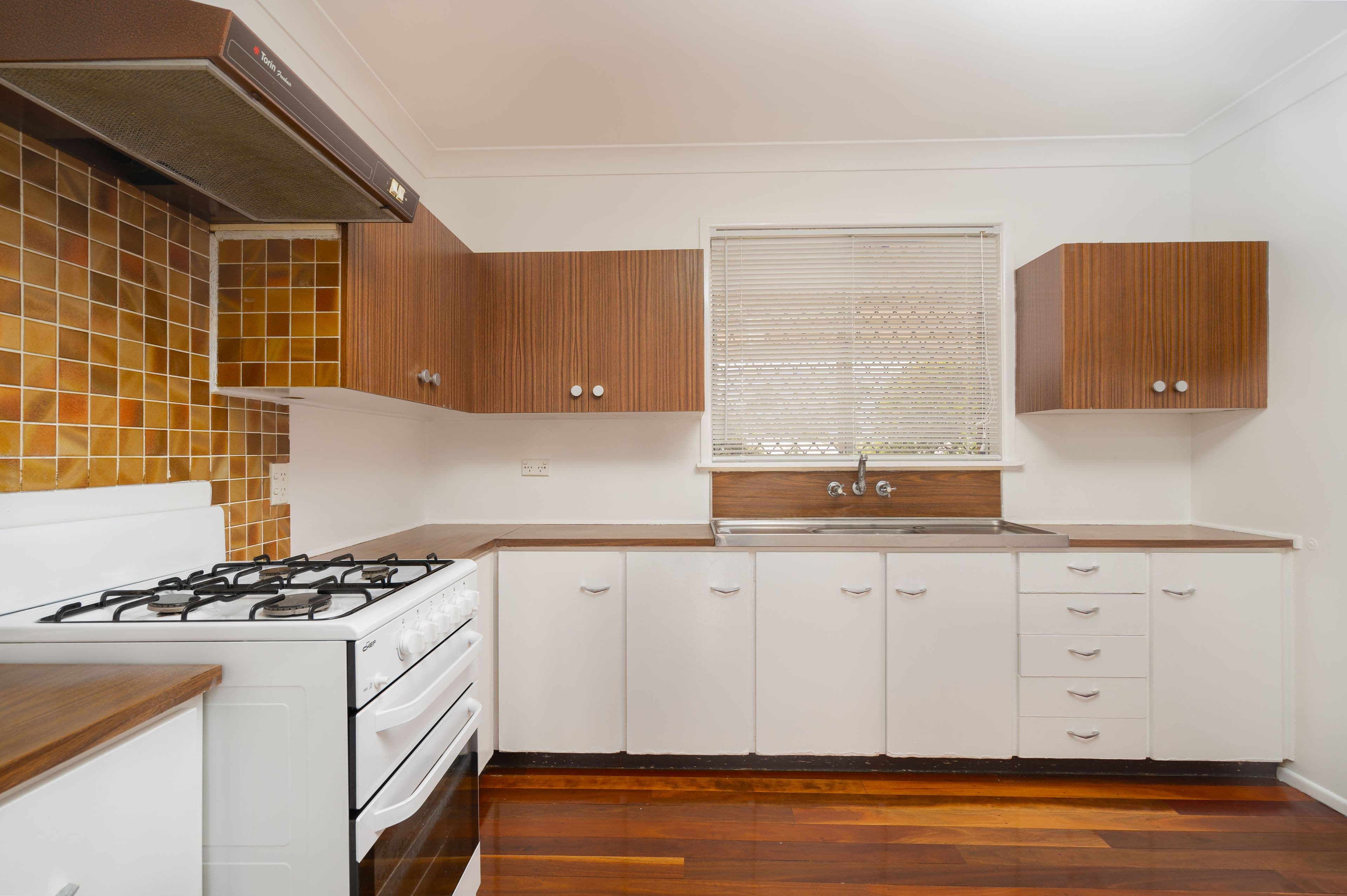 35 Dulcie Street, Raceview QLD 4305, Raceview - Thumbnail 8