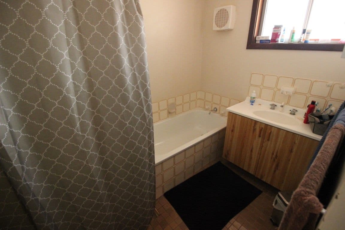 10 Boogalla Crescent, South Hedland WA 6722, South Hedland - Thumbnail 3