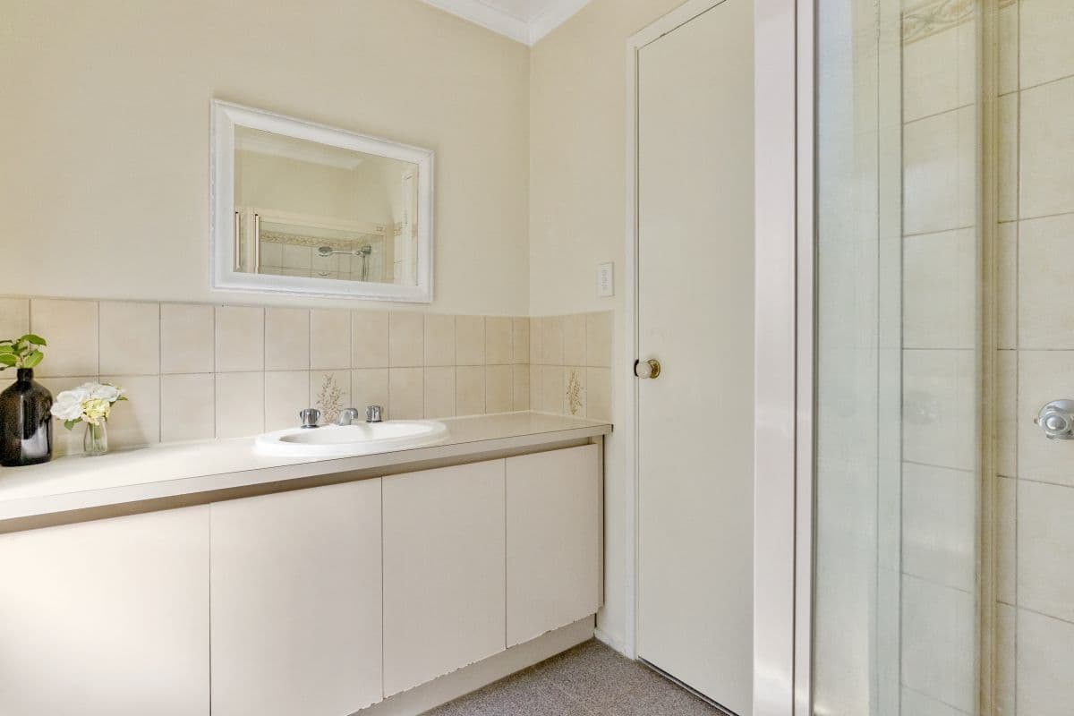 2 Dennison Avenue, Hoppers Crossing VIC 3029, Hoppers Crossing - Thumbnail 8