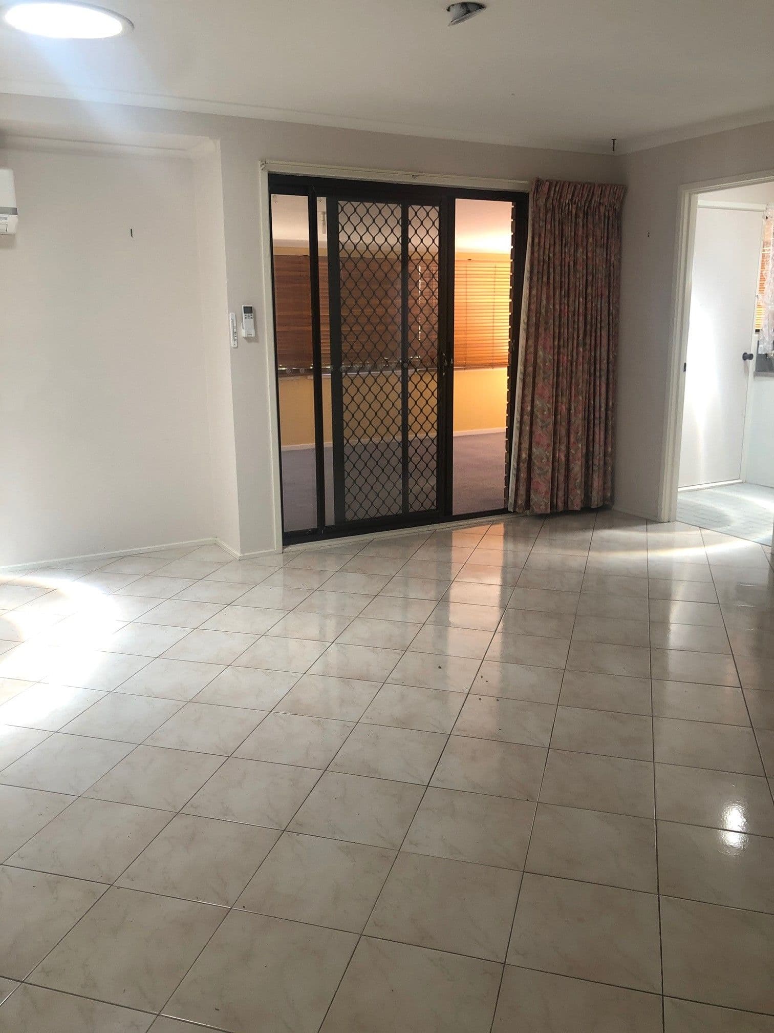 2 Benson Crescent, Calwell ACT 2905, Calwell - Thumbnail 2