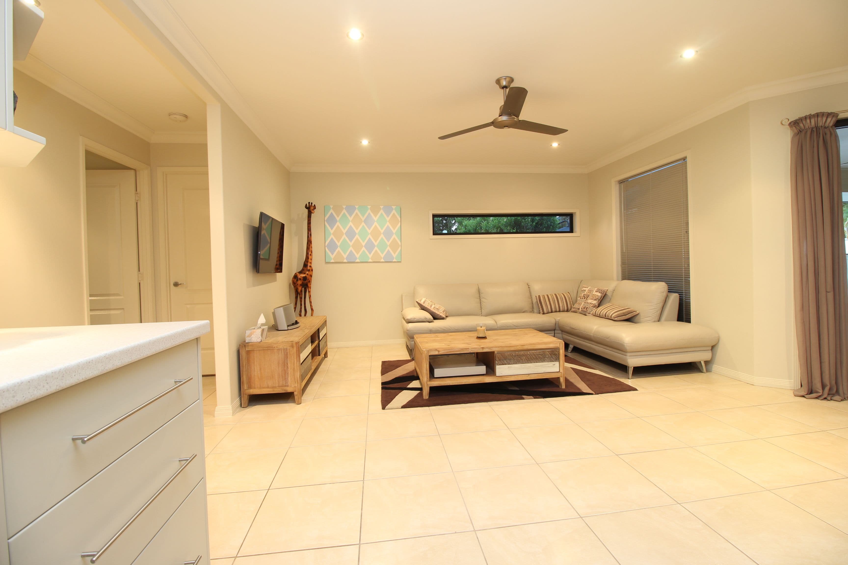 14 Carrington Place, Emerald QLD 4720, Emerald - Thumbnail 5