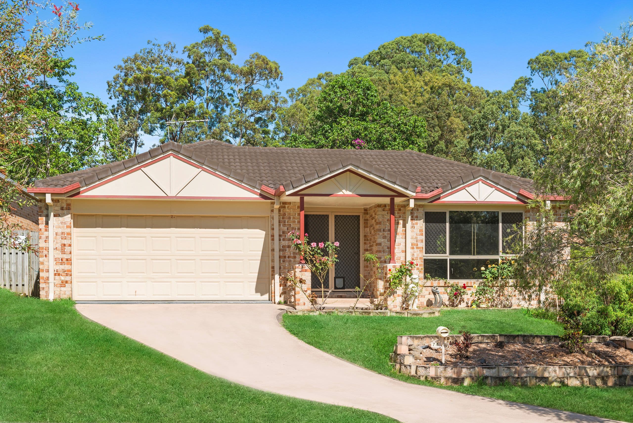 74 Silver Glade Drive, Elanora QLD 4221, Elanora - Thumbnail 5