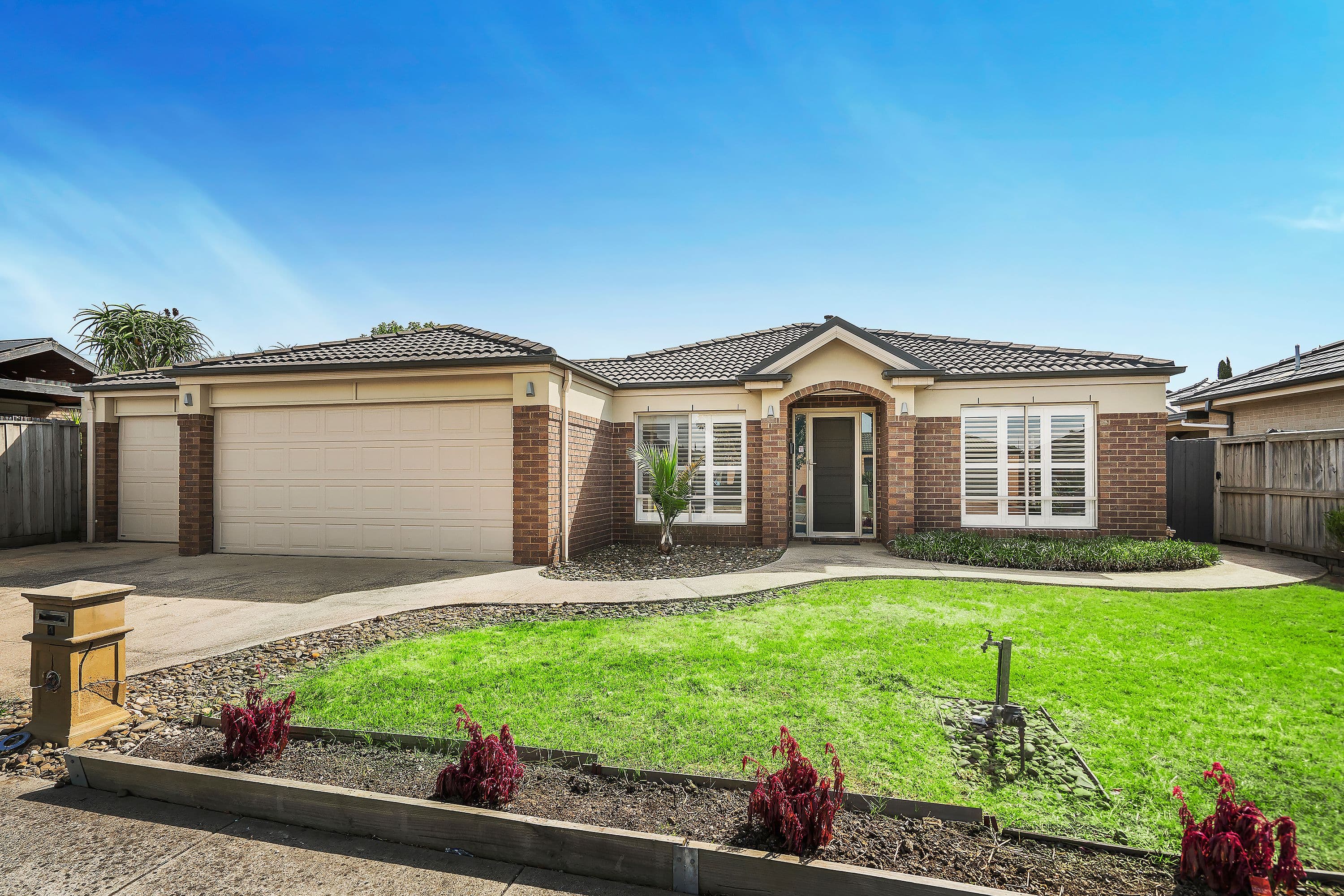 4 Castawellan Street, Lyndhurst VIC 3975, Lyndhurst - Image 1