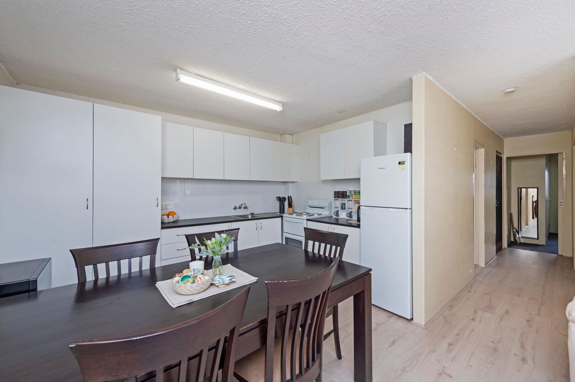 26 Leonard Street, Surfers Paradise QLD 4217, Surfers Paradise - Thumbnail 2