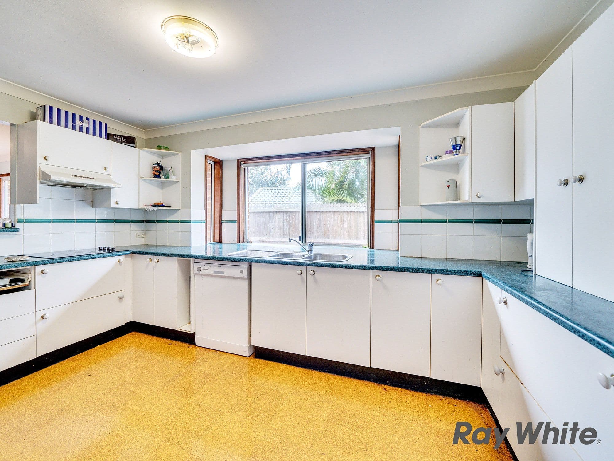 21 Bunya Street, Forest Lake QLD 4078, Forest Lake - Thumbnail 3