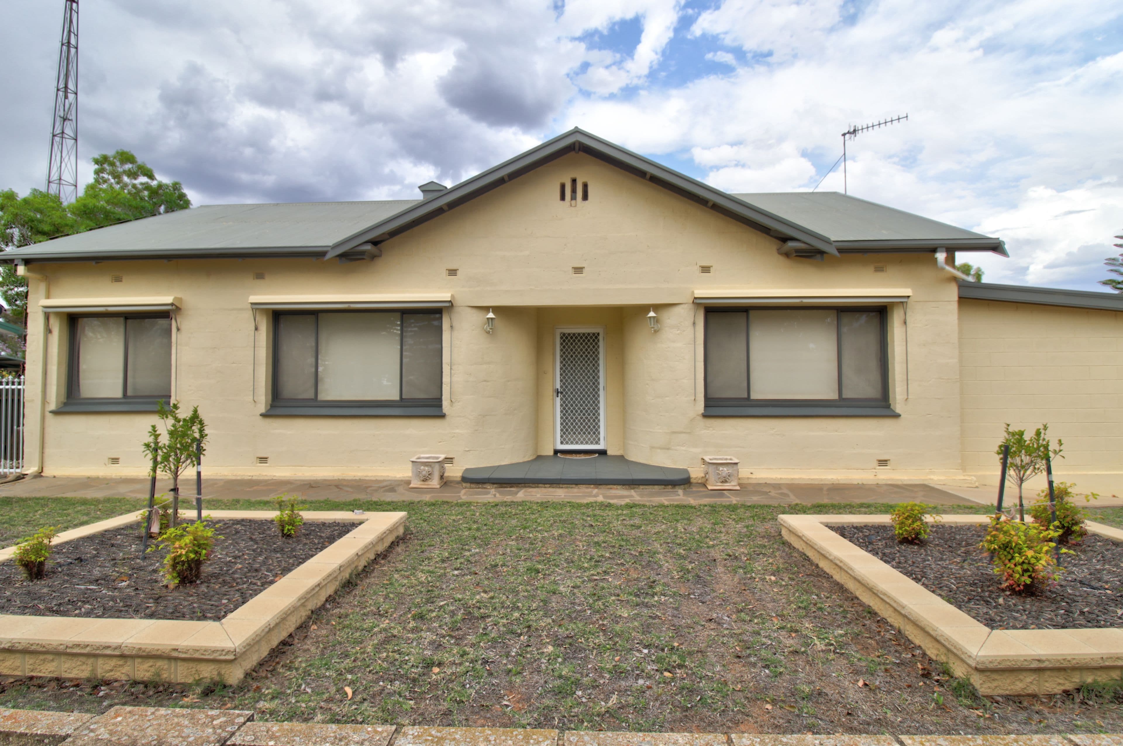 1 Ralph Street, Berri SA 5343, Berri - Image 1