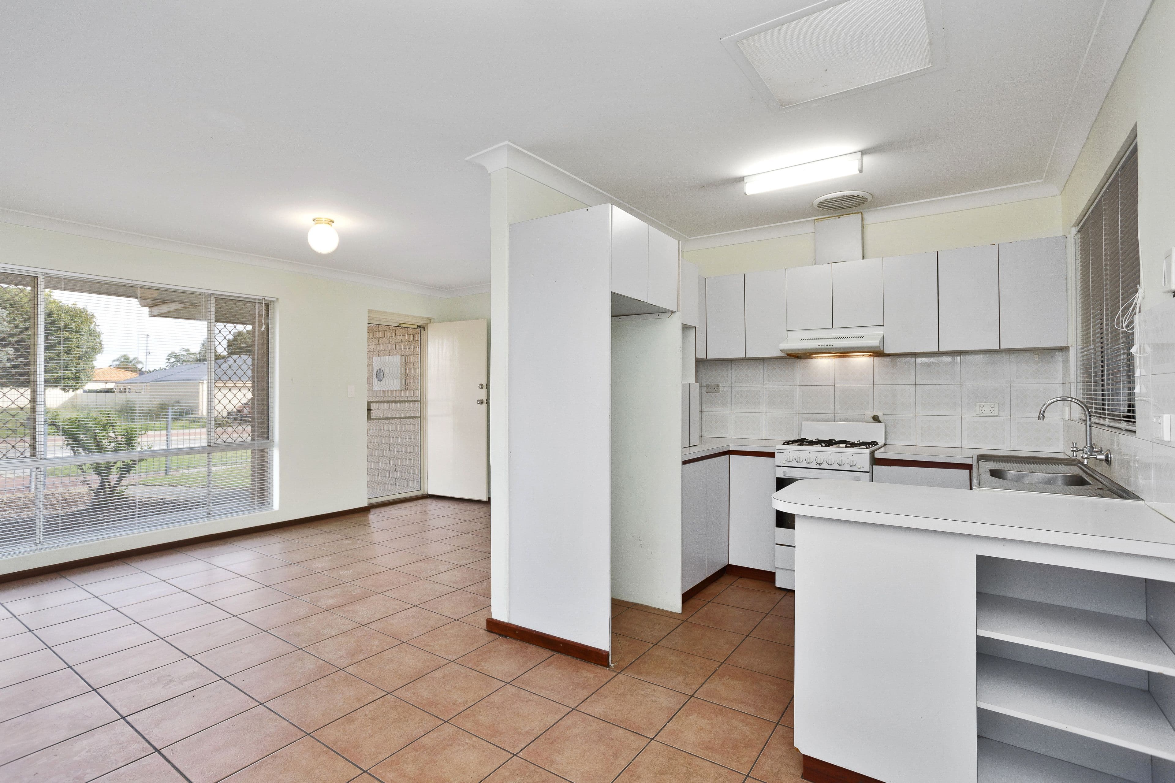 34a Hooley Road, Midvale WA 6056, Midvale - Thumbnail 4