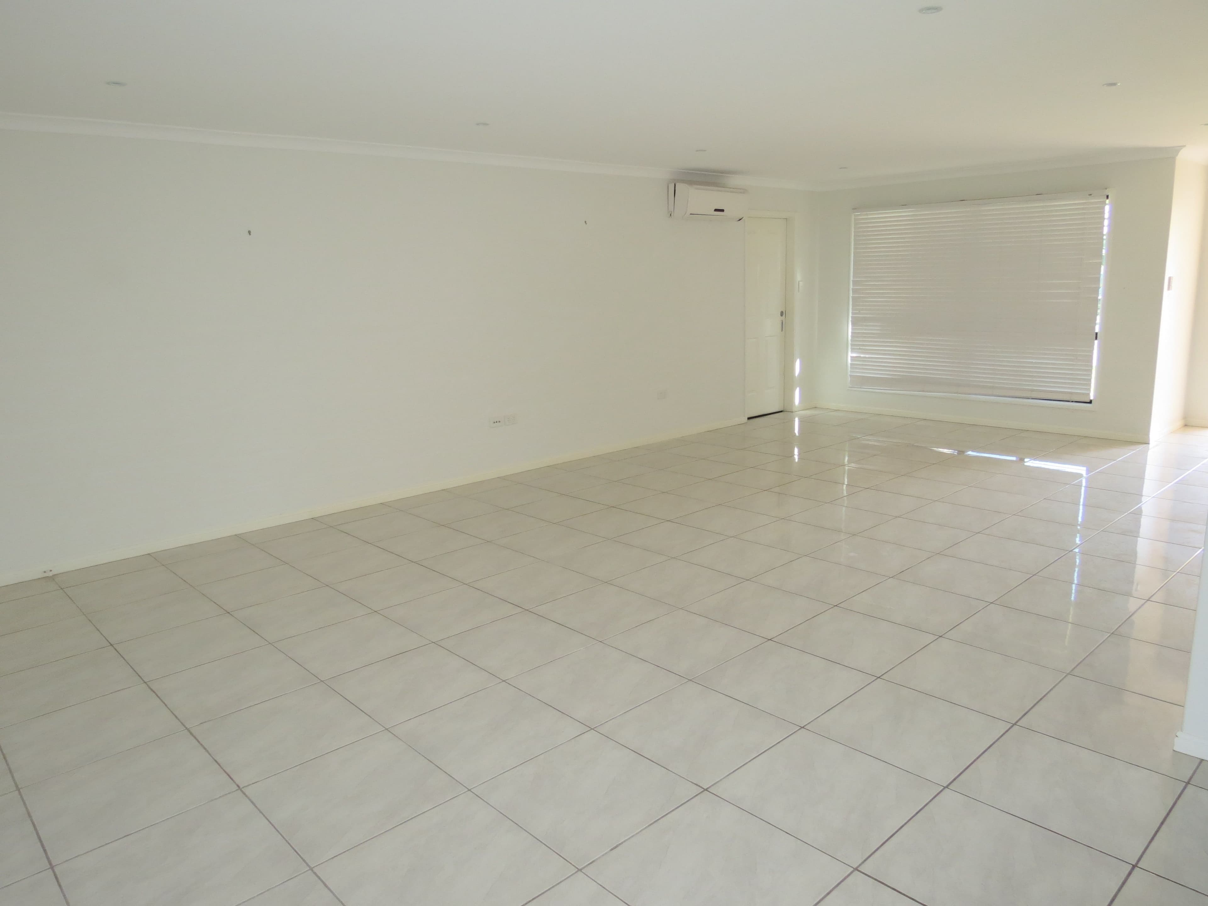 55 Blue Gums Drive, Emerald QLD 4720, Emerald - Thumbnail 4