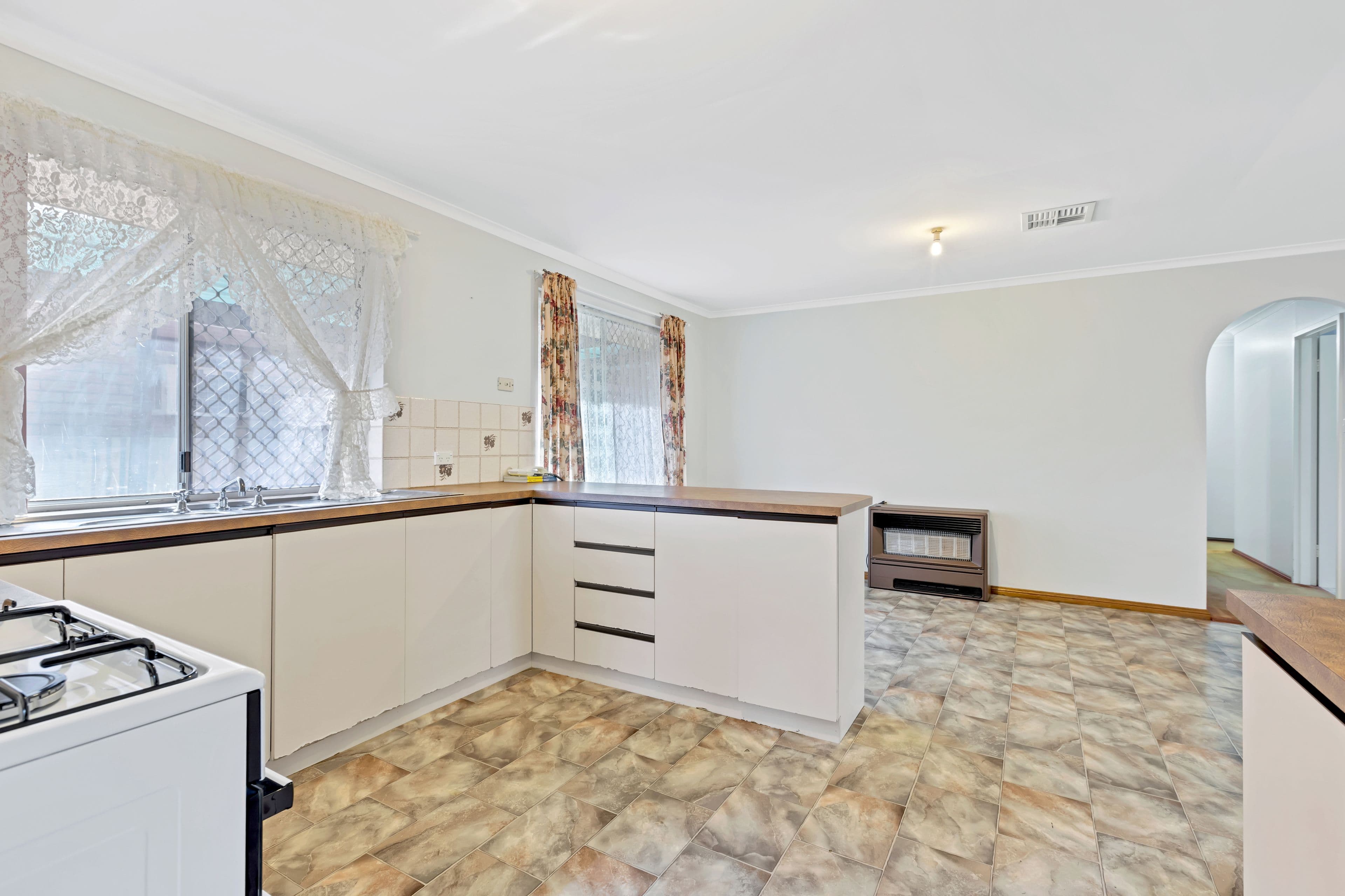 6 Kirk Street, Smithfield SA 5114, Smithfield - Thumbnail 3