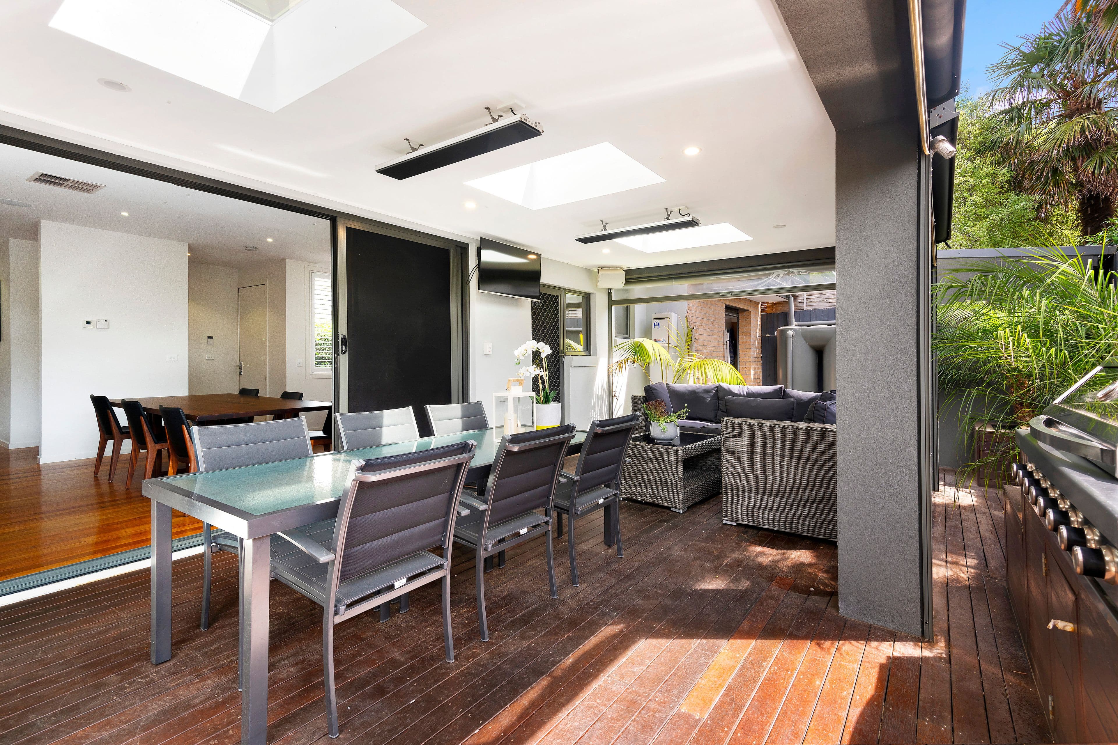 4 Robert Street, Chadstone VIC 3148, Chadstone - Thumbnail 8