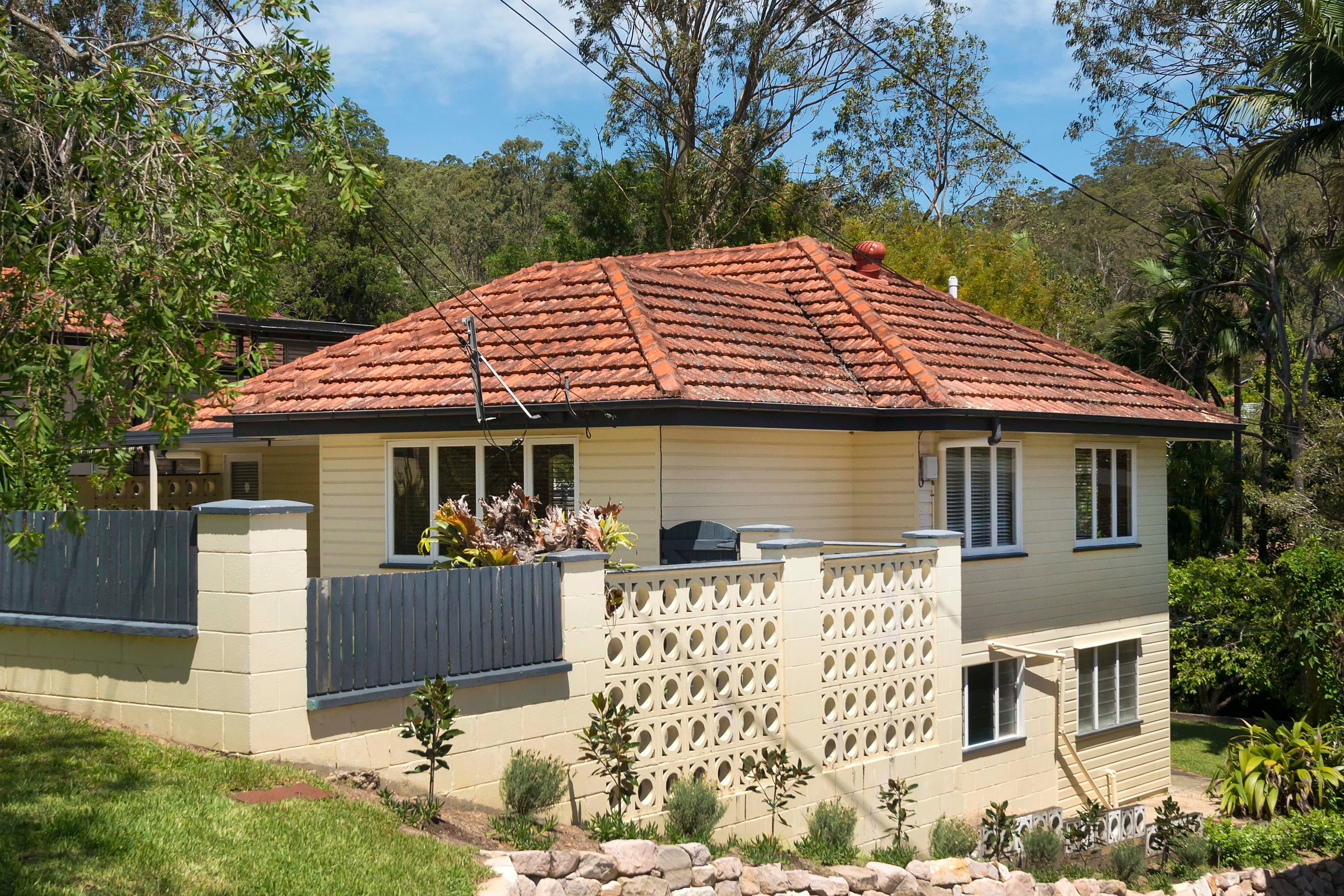 16 Kirri Street, The Gap QLD 4061, The Gap - Thumbnail 2
