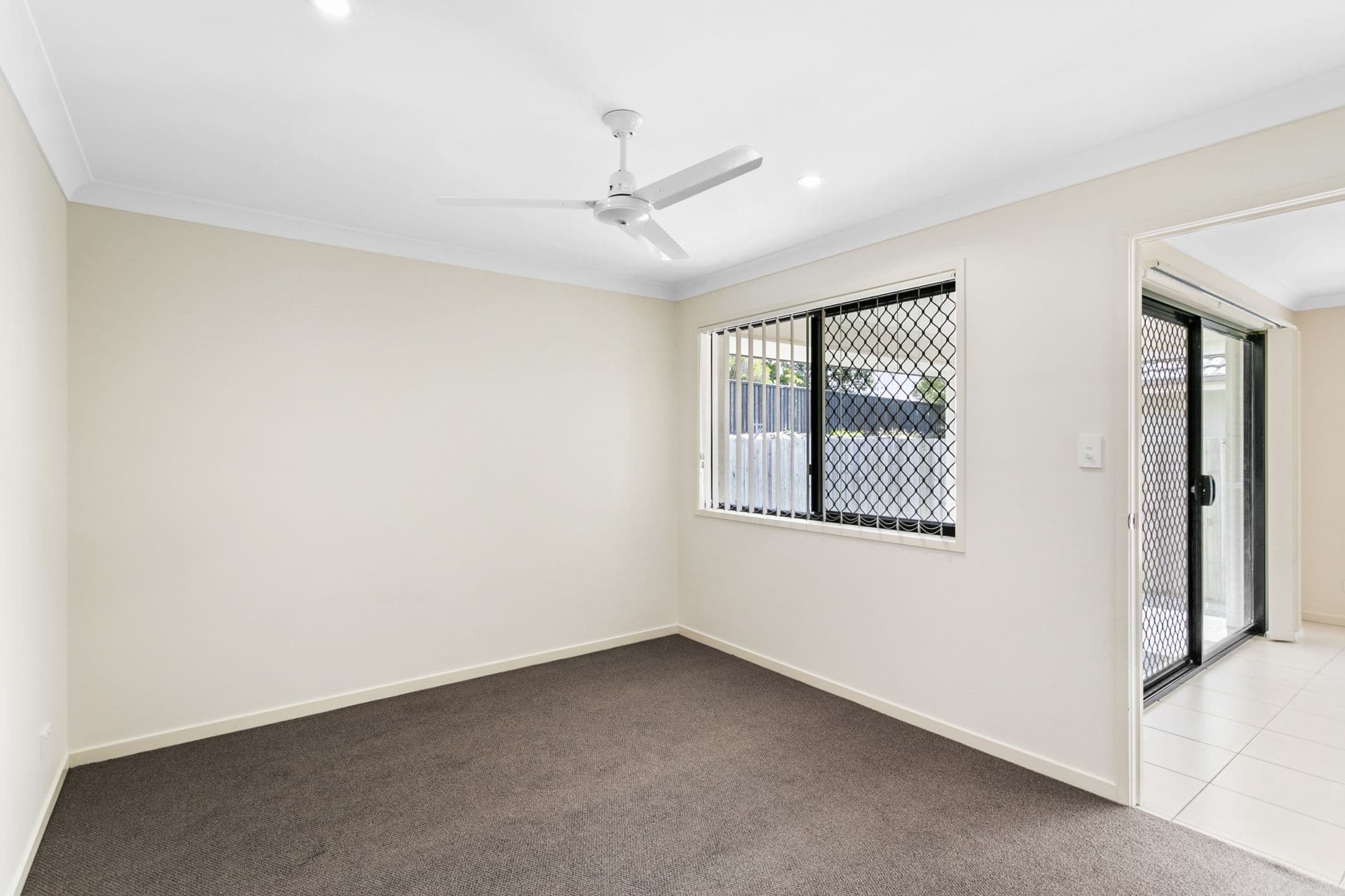 135 Mackintosh Drive, North Lakes QLD 4509, North Lakes - Thumbnail 6