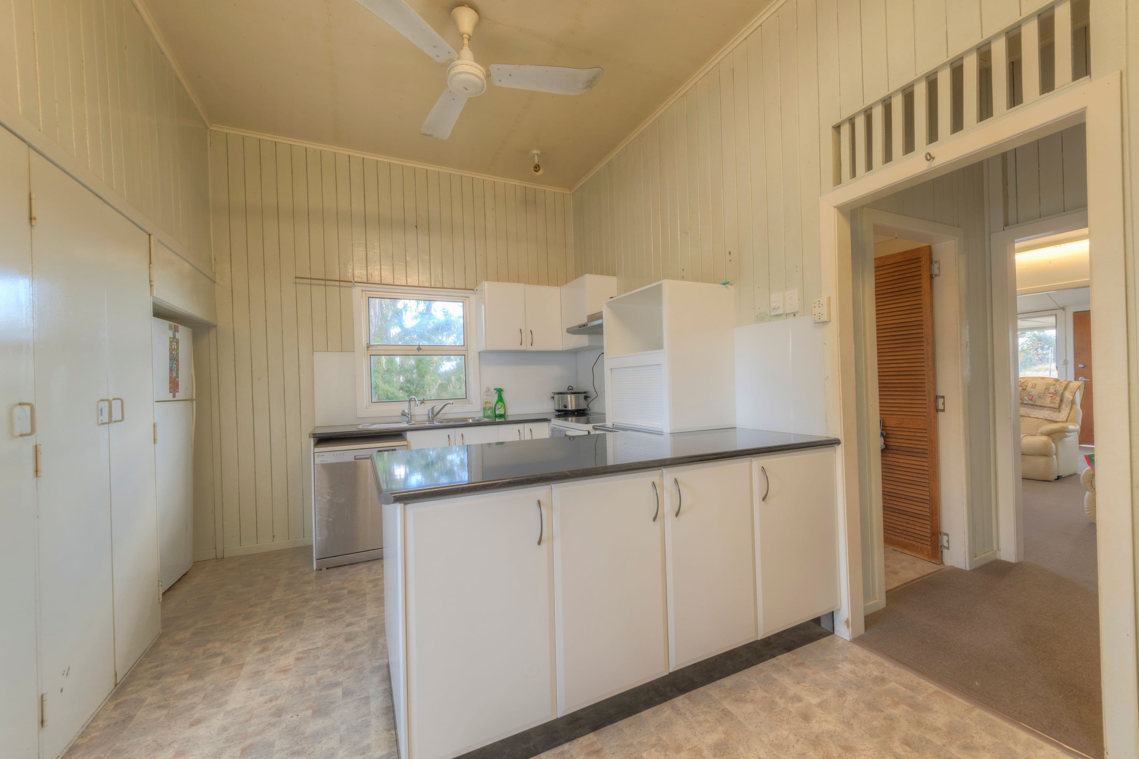 48 McNulty Street, Miles QLD 4415, Miles - Thumbnail 6