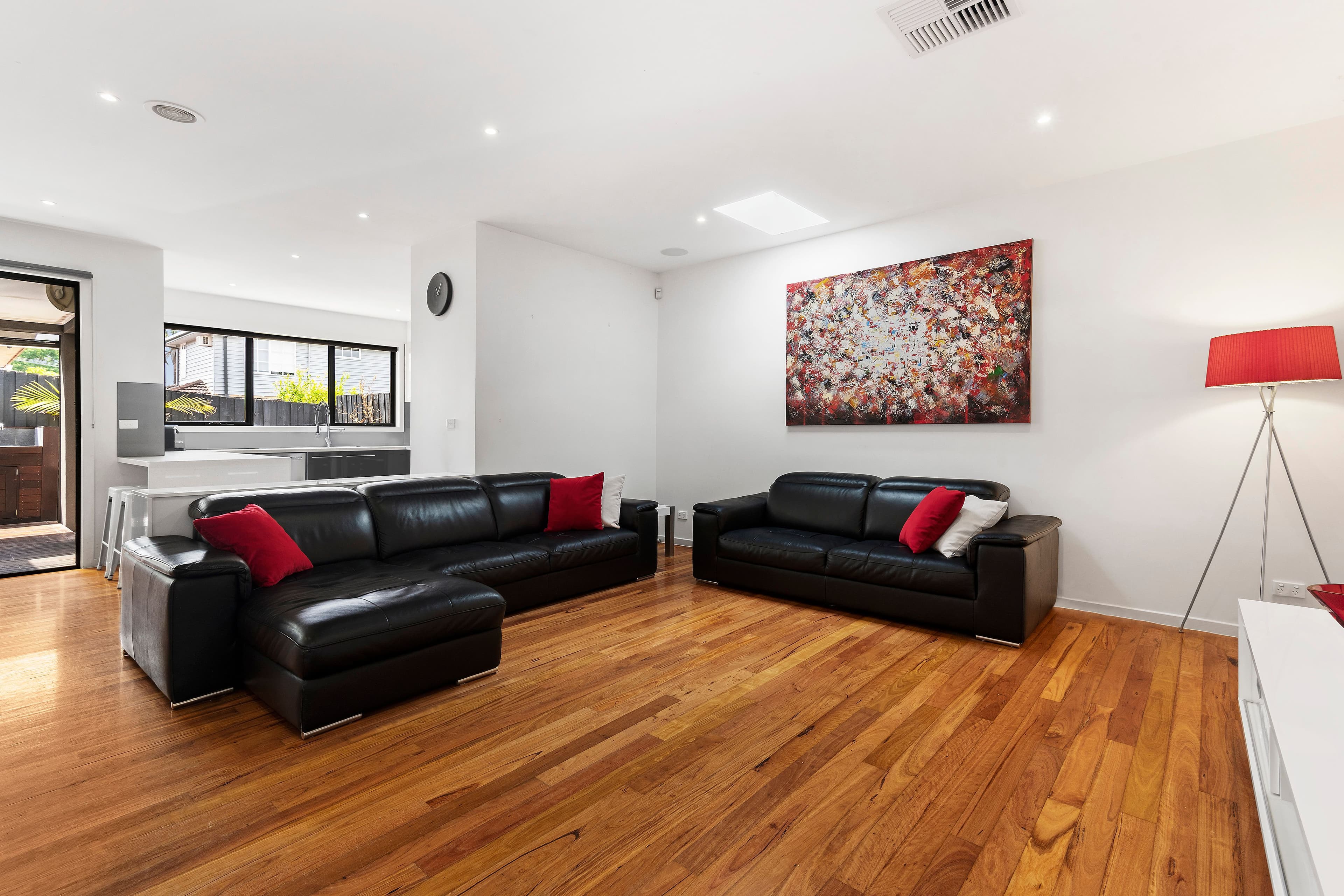 4 Robert Street, Chadstone VIC 3148, Chadstone - Thumbnail 3