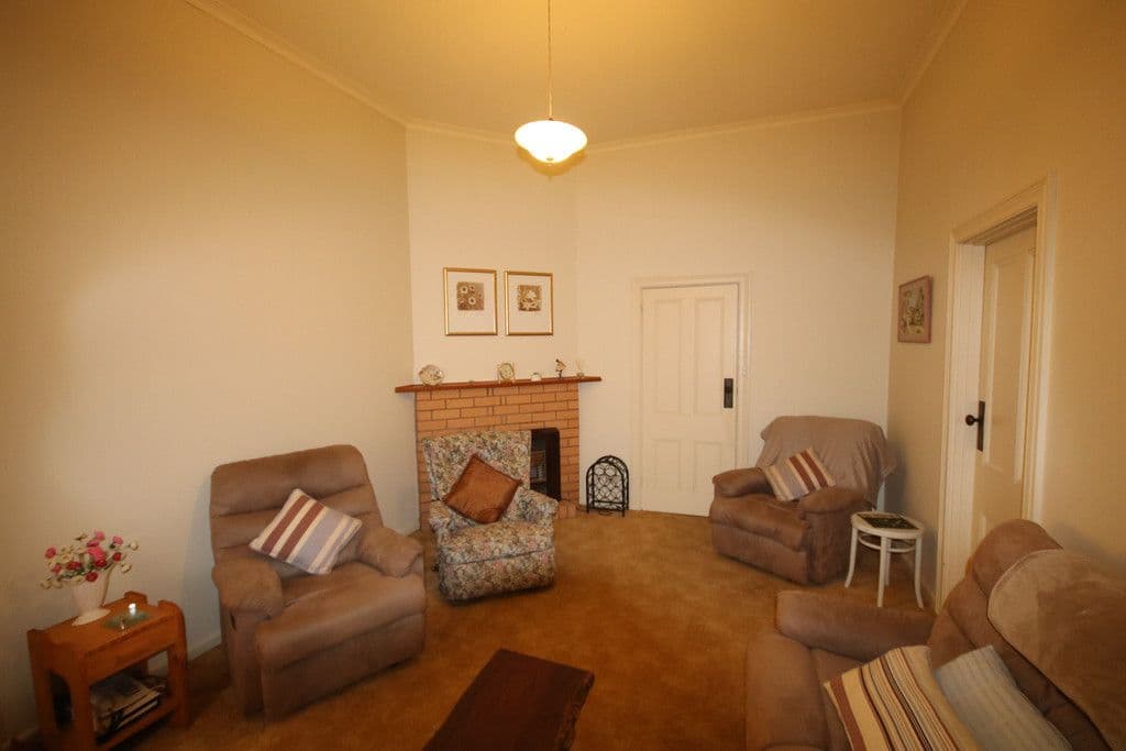 50 Dudley Street, Rochester VIC 3561, Rochester - Thumbnail 7
